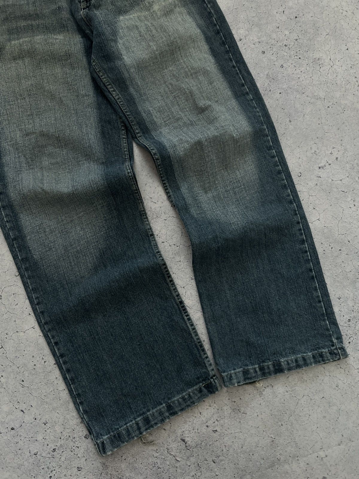 Japanese Brand DISTRESSED DENIM VINTAGE PANTS FADED DIRTY CRASHED OPIUM Size US 34 / EU 50 - 6 Thumbnail