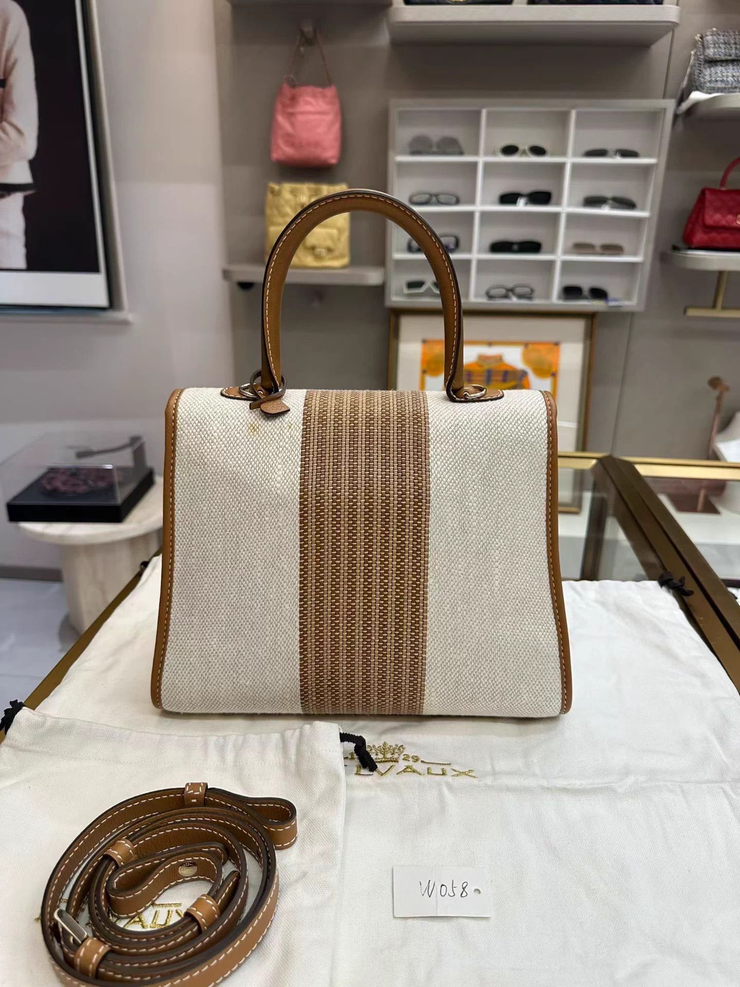Delvaux Delvaux Brilliant Canvas Caramel Shoulder Crossbody Unused Size ONE SIZE - 4 Thumbnail