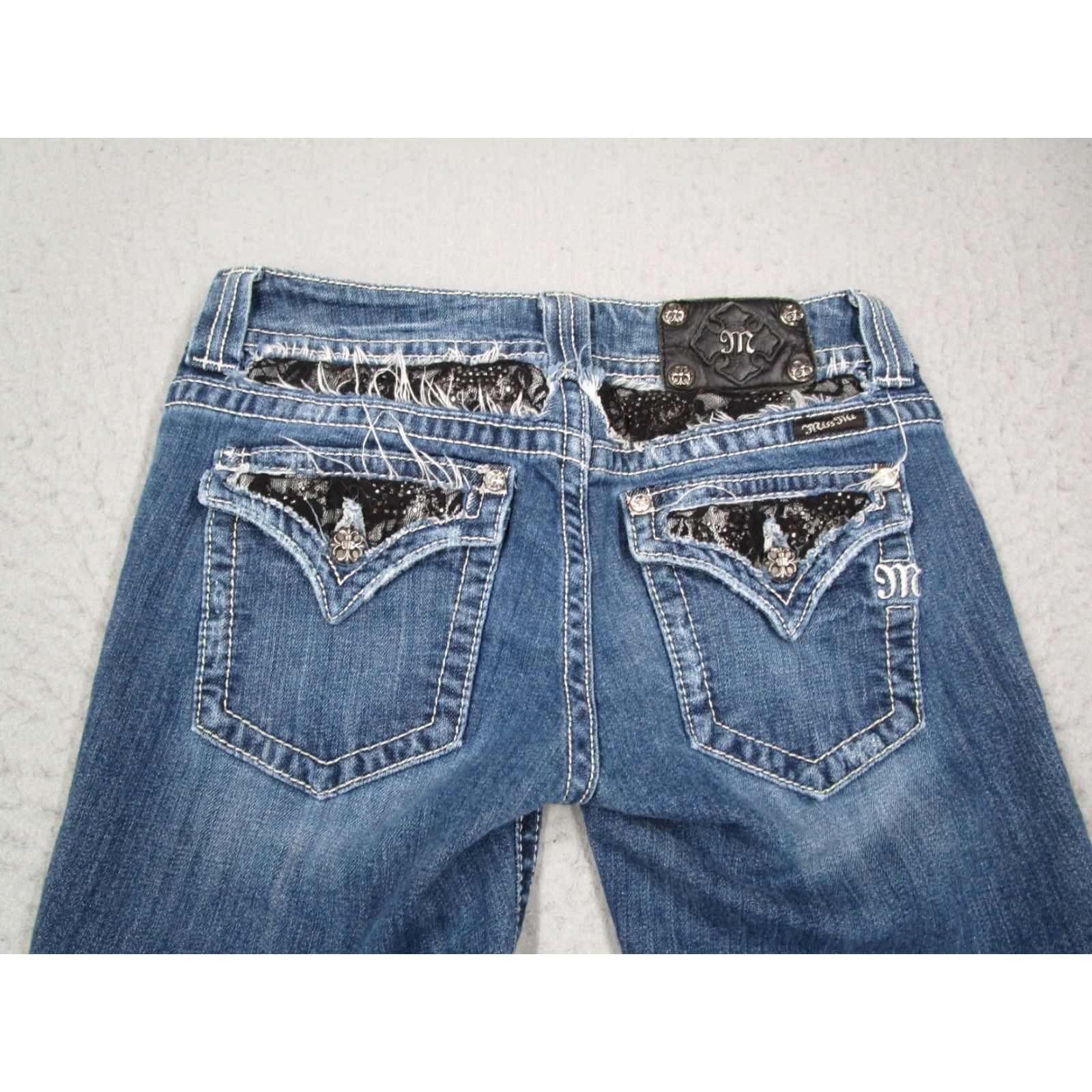 Miss Me Miss Me Jeans Women Blue Low Rise Bootcut 29 Regular 29x32 Denim Rhinestone Pockets JP5002-2 Bedazzled 5-Pocket Cowboy Retro Vintage Size 29" - 7 Thumbnail