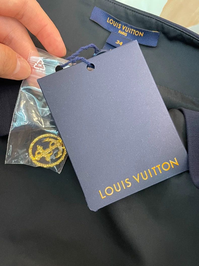 Louis Vuitton Louis Vuitton Navy Dress 2503-Nextarrow Size XXS / US 00 / IT 34 - 5 Thumbnail