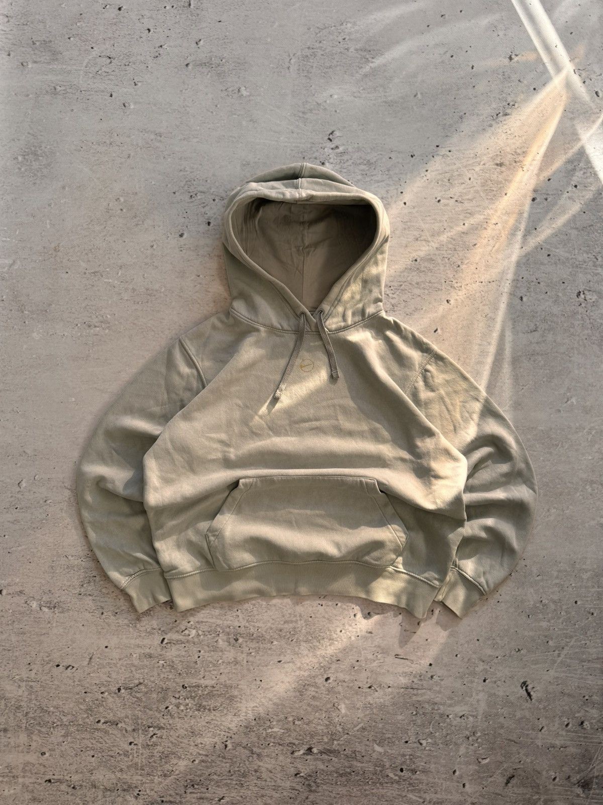 Nike × Vintage NIKE VINTAGE CENTER LOGO OVERSIZE BOXY HOODIE Size US S / EU 44-46 / 1 - 1 Thumbnail
