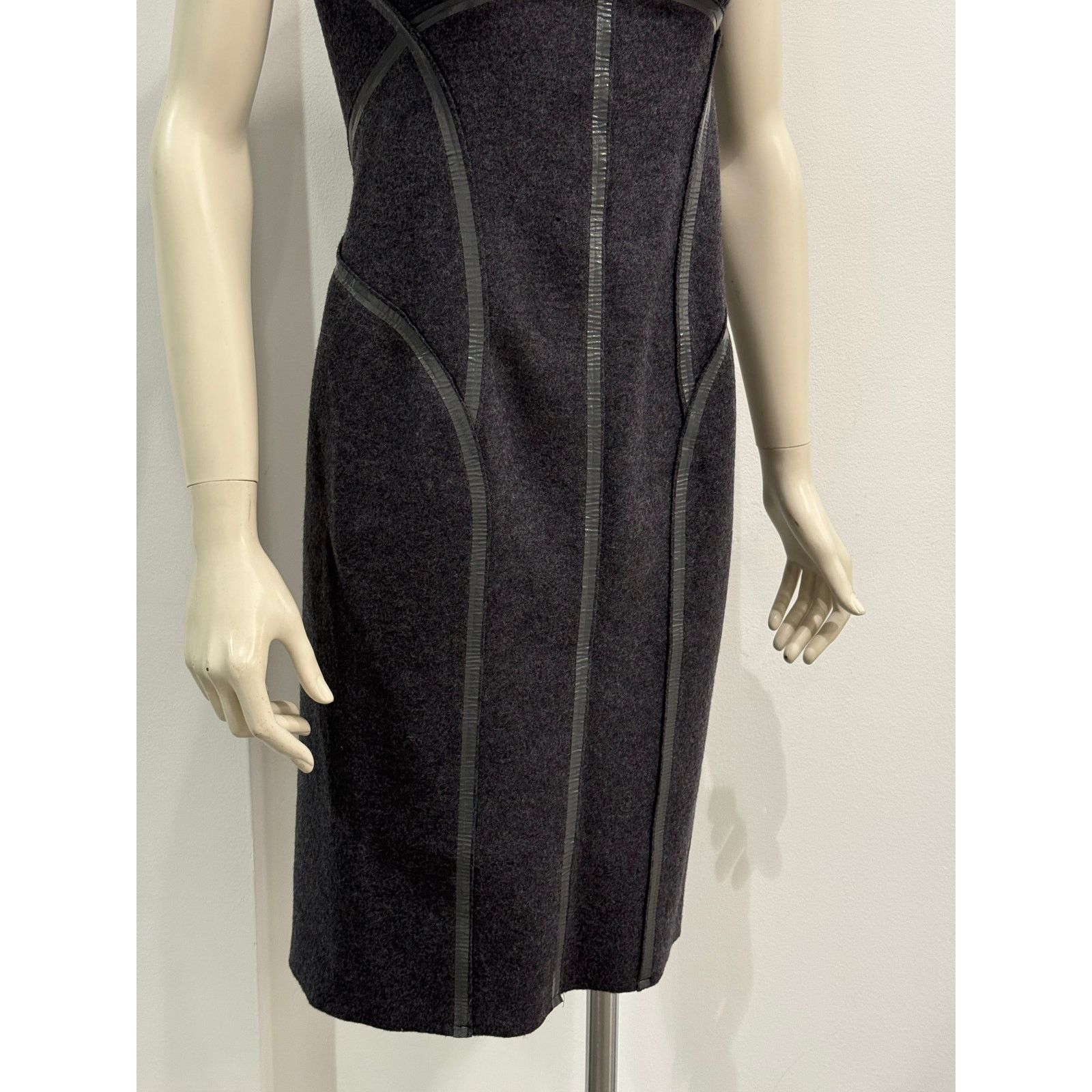 Prada 2007 Prada paneled wool midi dress Size S / US 4 / IT 40 - 4 Thumbnail