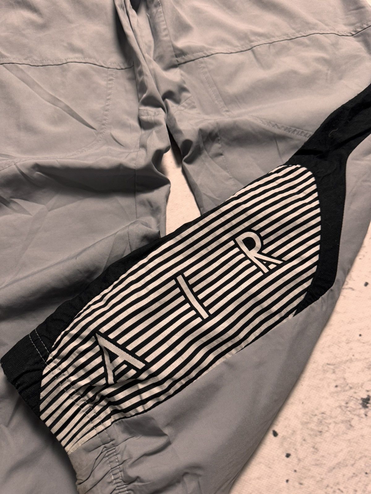 Nike × Vintage NIKE AIR VINTAGE BASIC LOGO OVERSIZE BAGGY PANTS Size US 34 / EU 50 - 5 Thumbnail