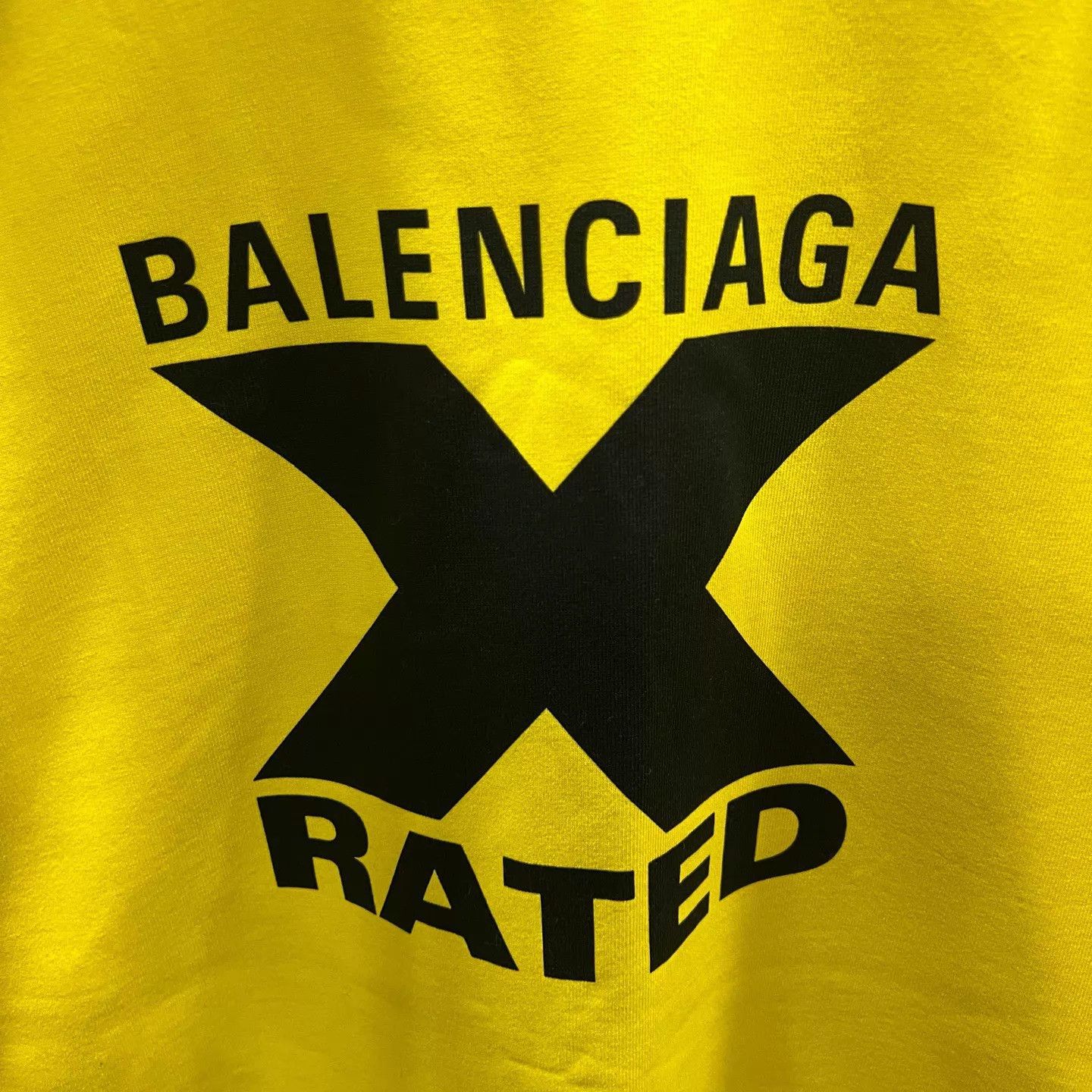 Balenciaga Balenciaga Yellow Logo Short Sleeve Tee OS XXS Size US XXS / EU 40 - 2 Thumbnail