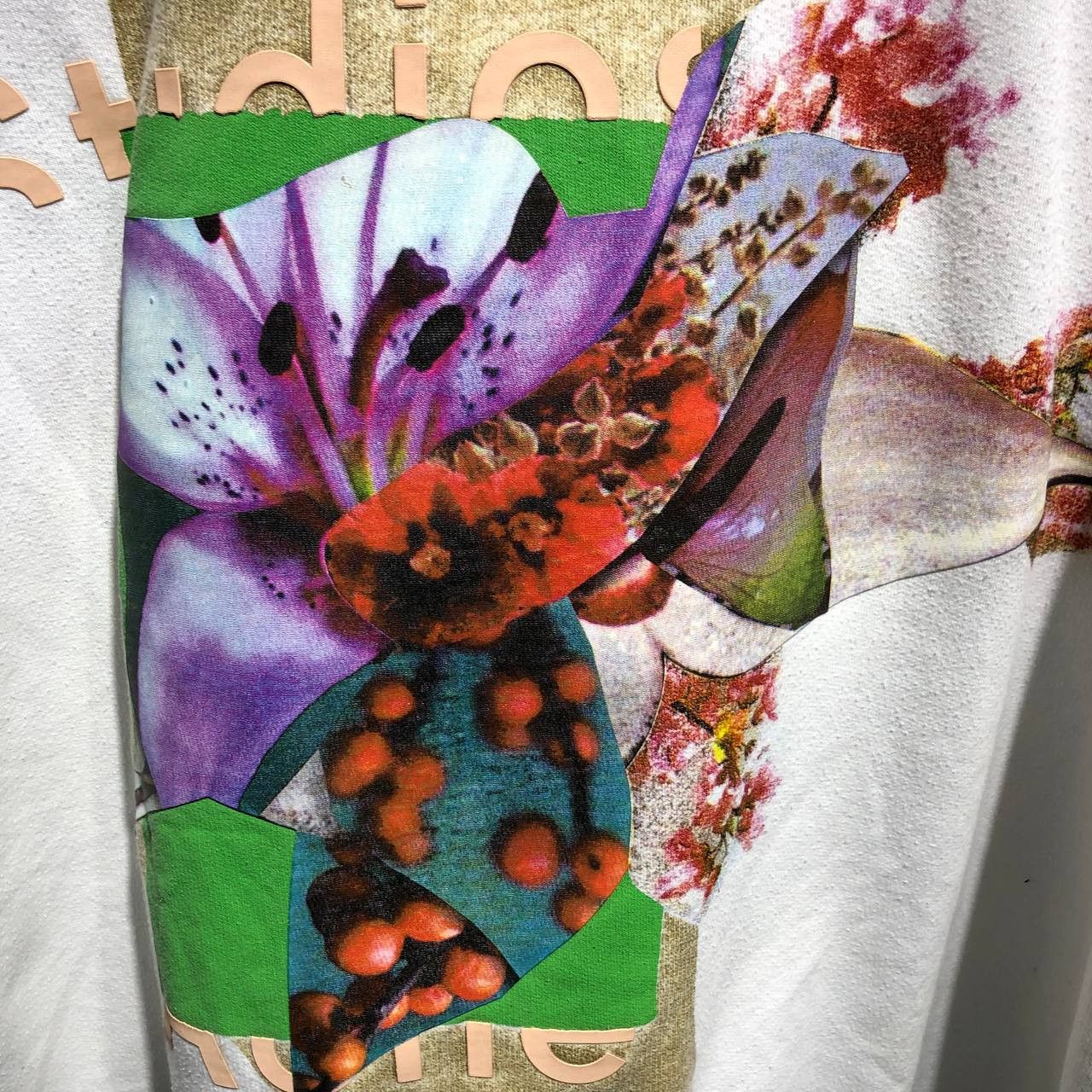 Acne Studios Acne Studios Flower Print Hoodie Size US L / EU 52-54 / 3 - 9 Thumbnail