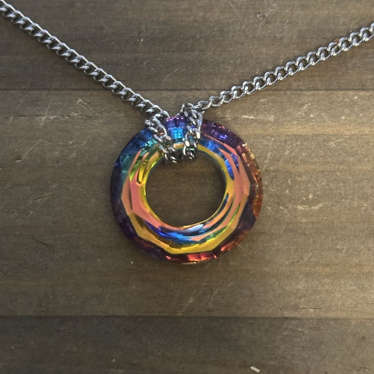 Other VCLM Aurora Borealis crystal circle pendant necklace Size ONE SIZE - 3 Thumbnail