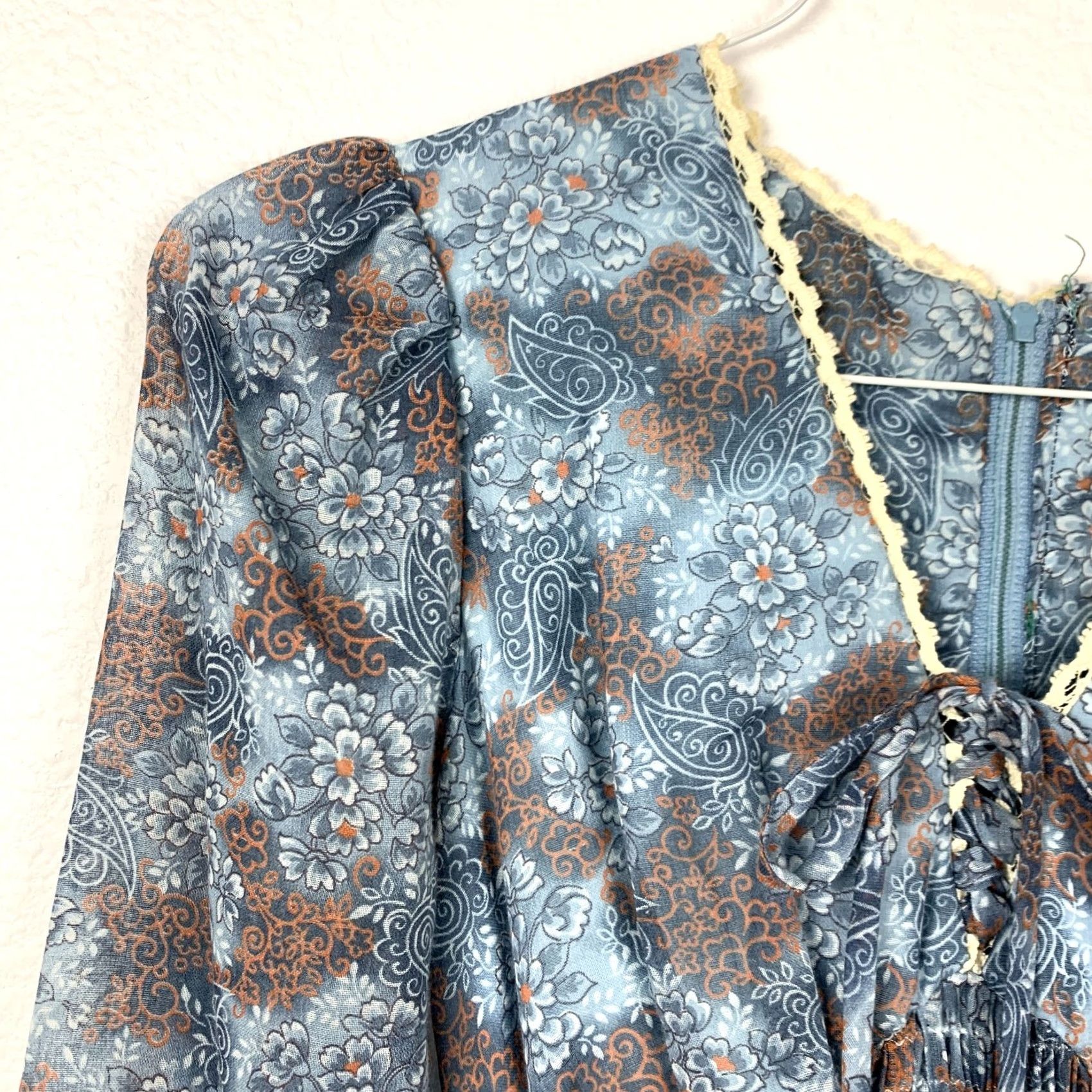 Vintage VINTAGE 70s Candi Jones California Bohemian Prairie Cottage Maxi Dress Paisley Blue 5 Womens Size S / US 4 / IT 40 - 3 Thumbnail