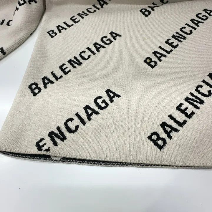 Balenciaga Balenciaga Balenciaga Allover Logo Cotton Knit Sweater -25 Size US S / EU 44-46 / 1 - 4 Thumbnail