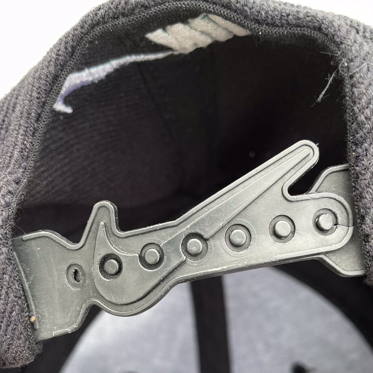 Nike Nike vintage with stylish logo strap Size ONE SIZE - 14 Thumbnail