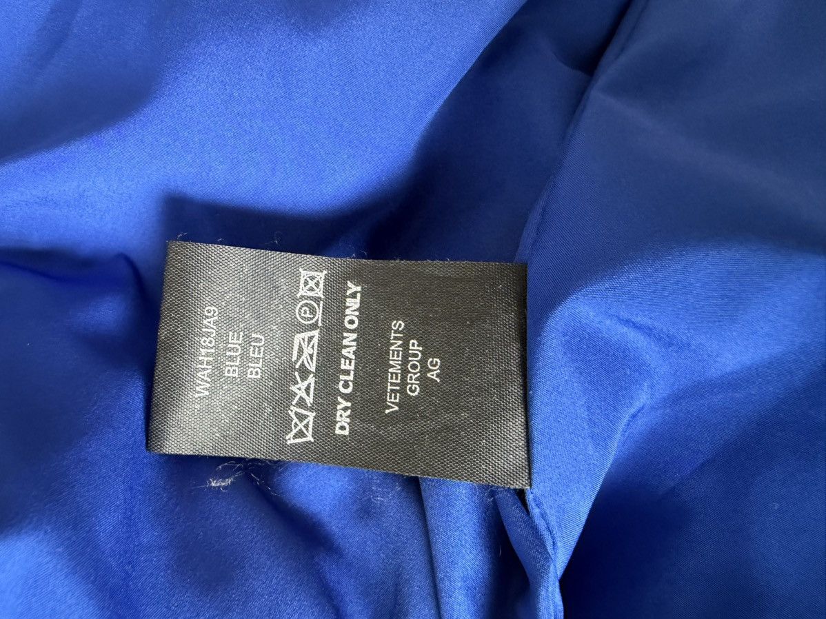 Vetements Vetements FW17 Miss Webcam Puffer Size US S / EU 44-46 / 1 - 6 Thumbnail
