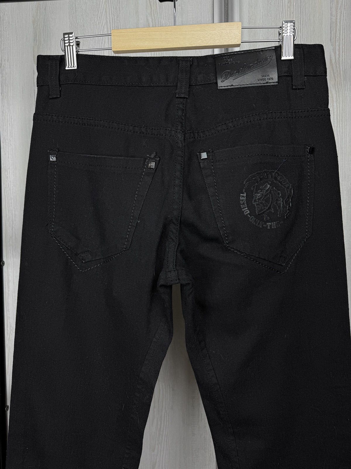 Diesel Diesel vintage zip pocket black big logo denim jeans y2k Size US 31 - 9 Thumbnail