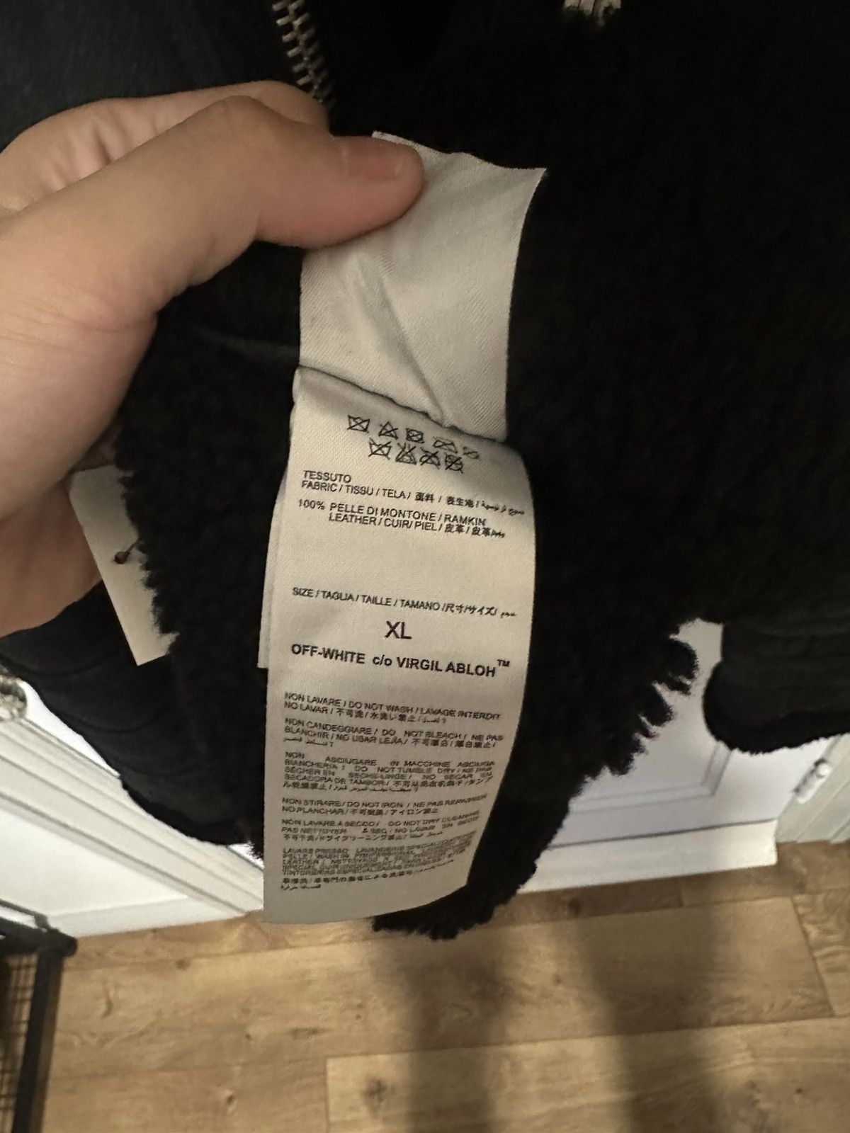 Off-White Off White Shearling Heavy Coat Size US XL / EU 56 / 4 - 7 Thumbnail