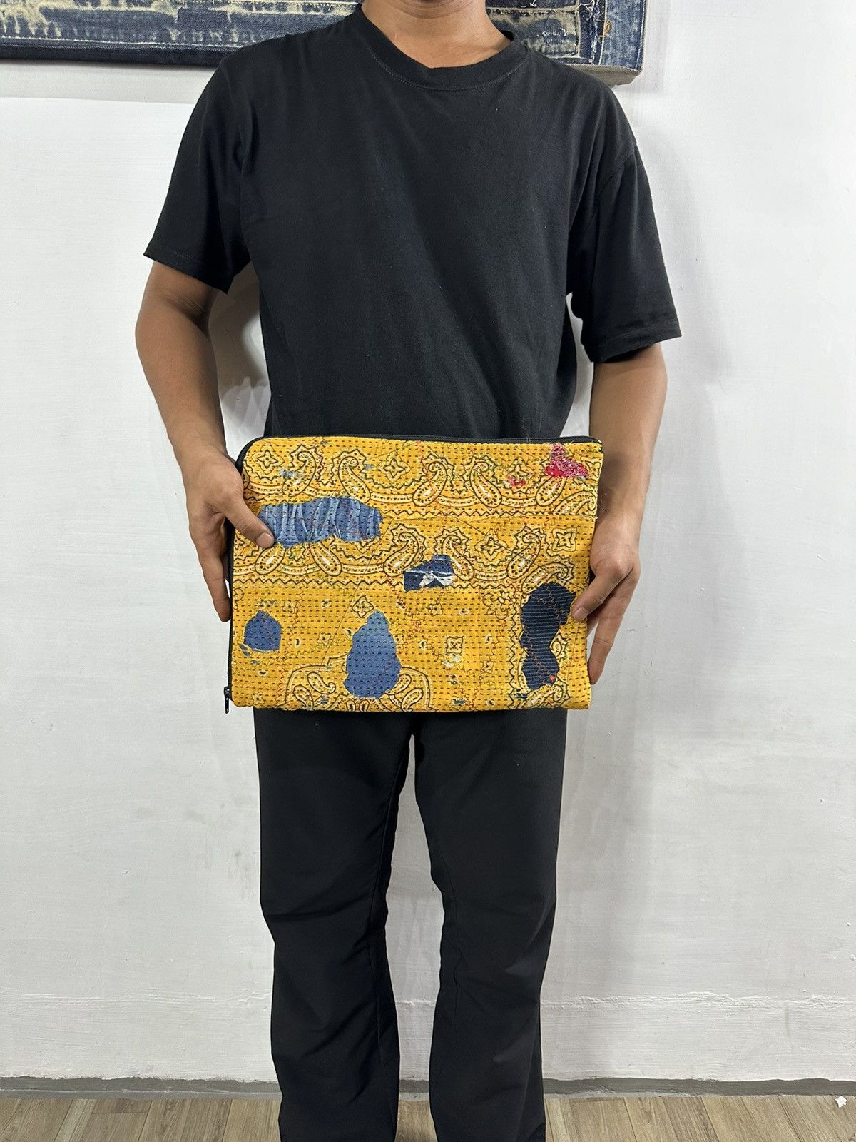 Handmade Custom Made Distressed Patchwork Boro Paisley cutch bag Size ONE SIZE - 4 Thumbnail
