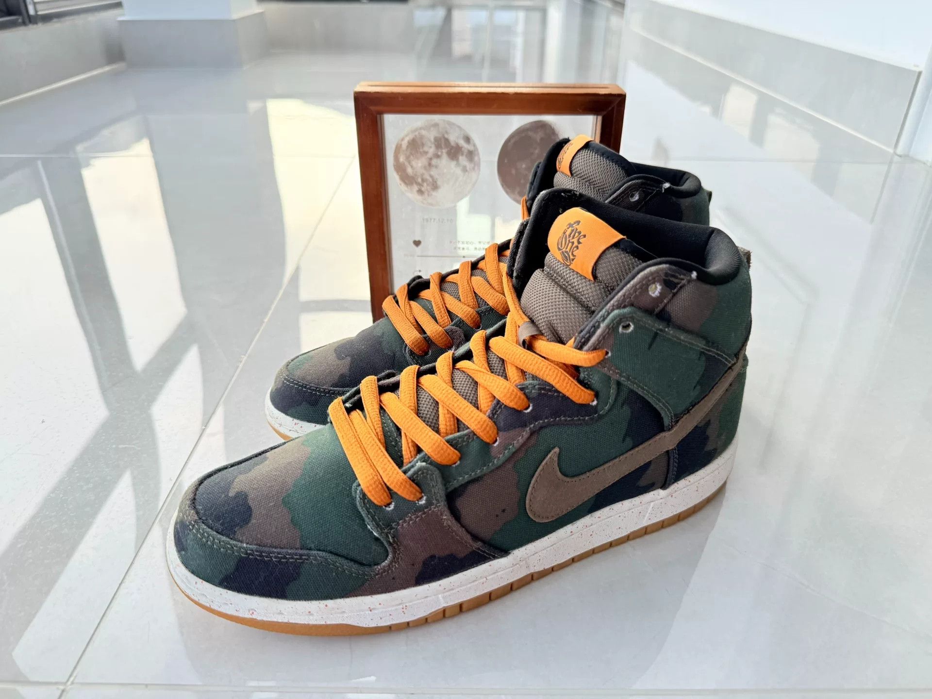 Nike Nike Camo Green Lowtop Sneakers 11 Men Size US 11 / EU 44 - 1 Thumbnail