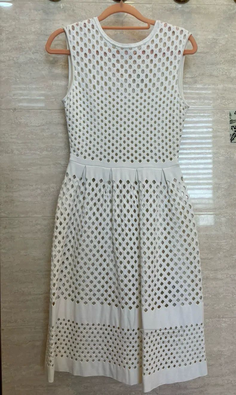 Fendi Fendi White sleeveless knitted (with a little stretch) dre Size XS / US 0-2 / IT 36-38 - 1 Thumbnail