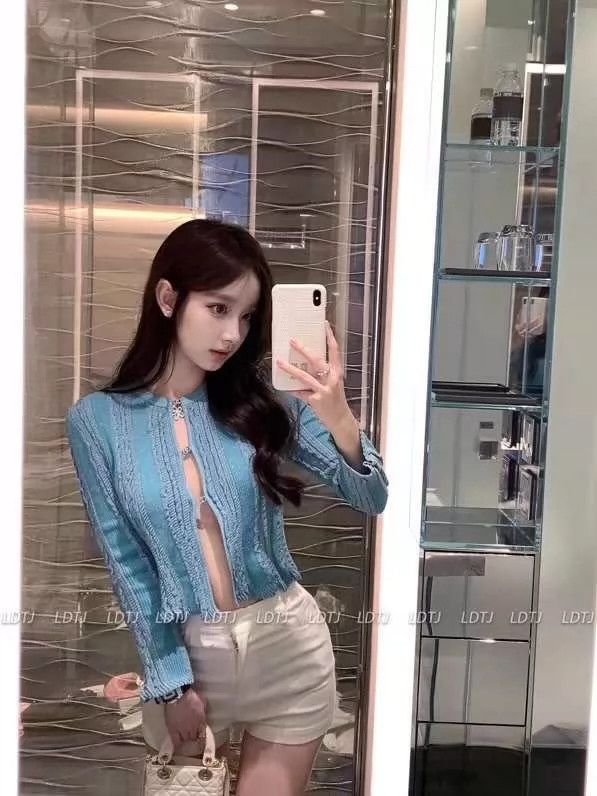 Chanel Chanel 23 Spring and Summer Wood Ear Thin Cardigan Long Sle Size XXS / US 00 / IT 34 - 7 Thumbnail