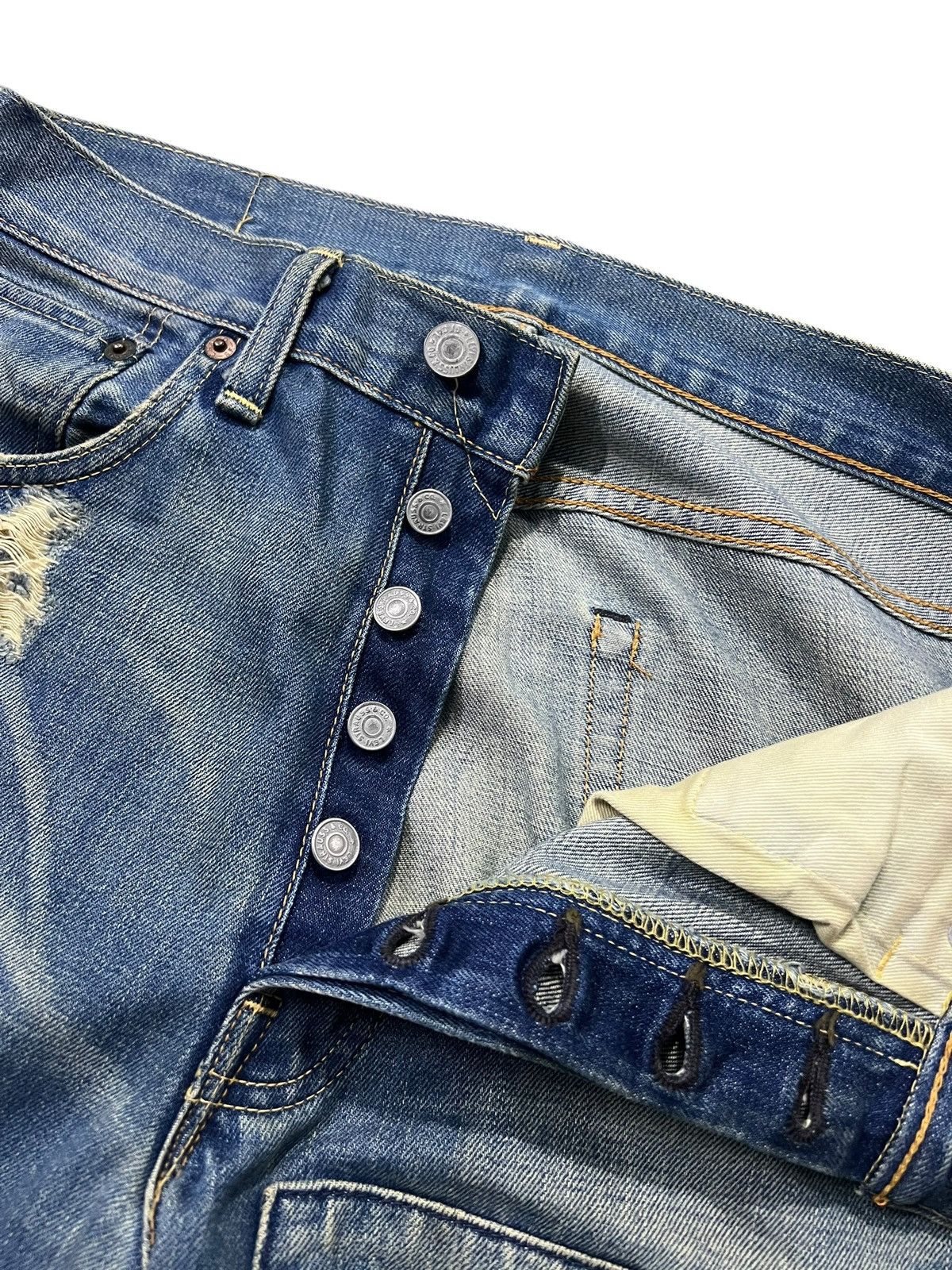 Levi's Vintage Levi’s 501 Big E Selvedge Distressed Mud Wash Jean Size US 30 / EU 46 - 3 Thumbnail