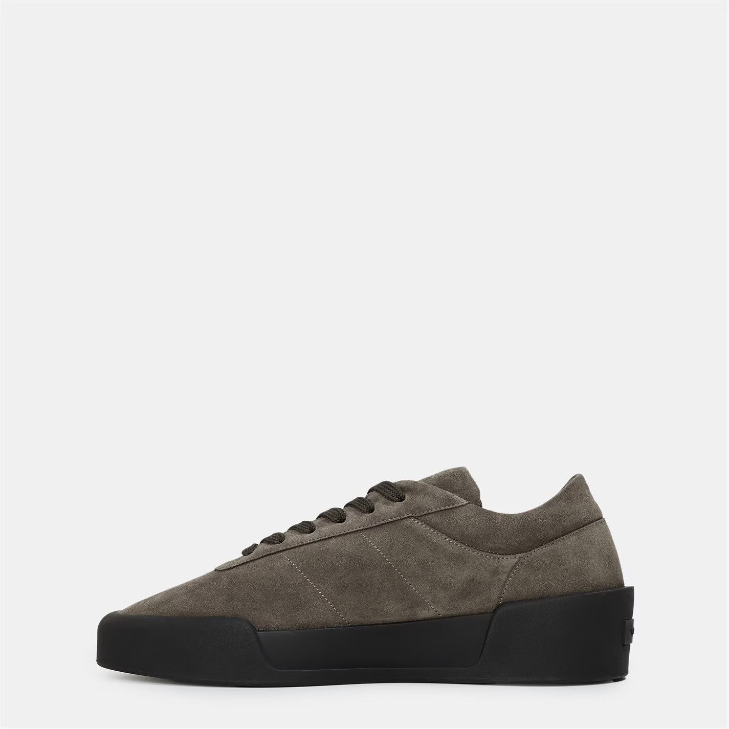 Fear of God o1g2r1mq0426 Aerobic Low-Top Trainers in Brown Size US 9 / EU 42 - 2 Thumbnail