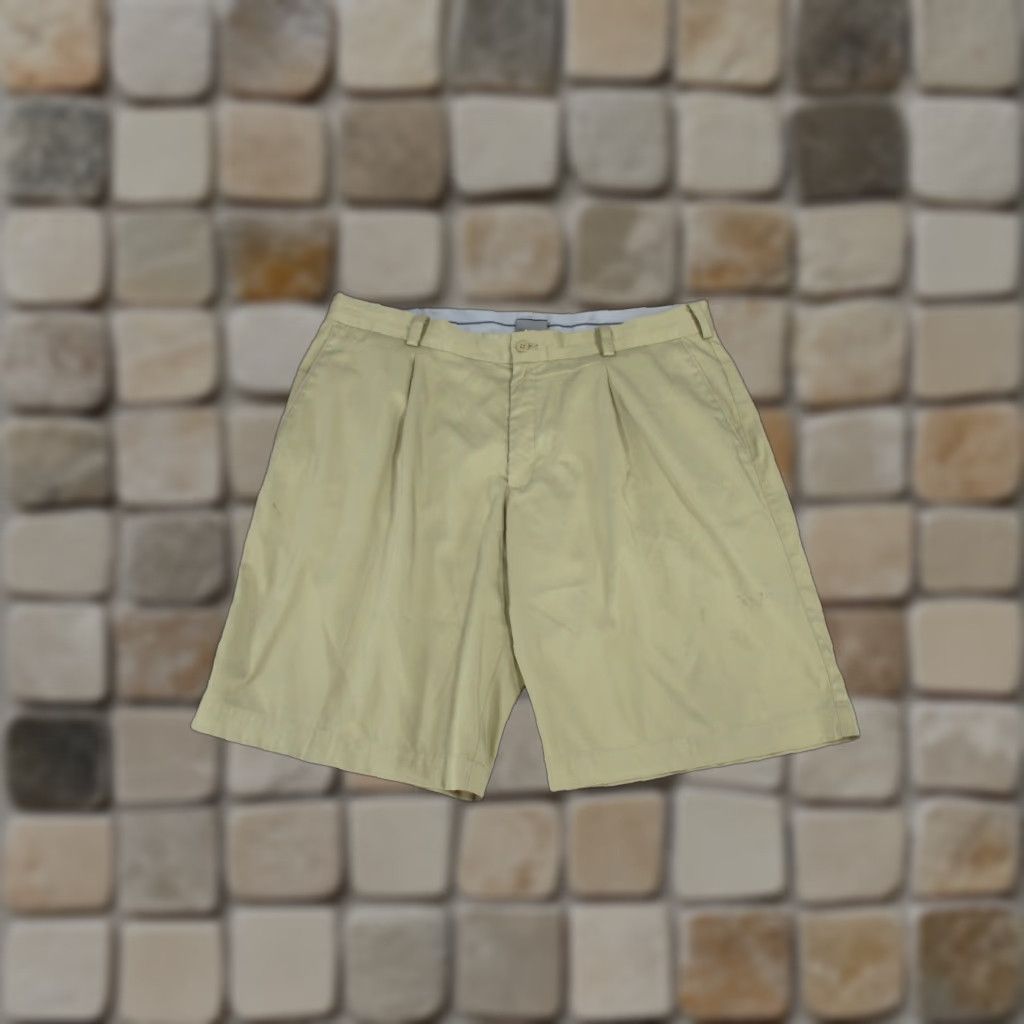 Nike Nike Golf Shorts Mens 36 Dri Fit Tour Performance Khaki Beige Lightweight Chino Casual, Travel, Workwear Beige Nike Mens 36 Short Size US 36 / EU 52 - 1 Thumbnail