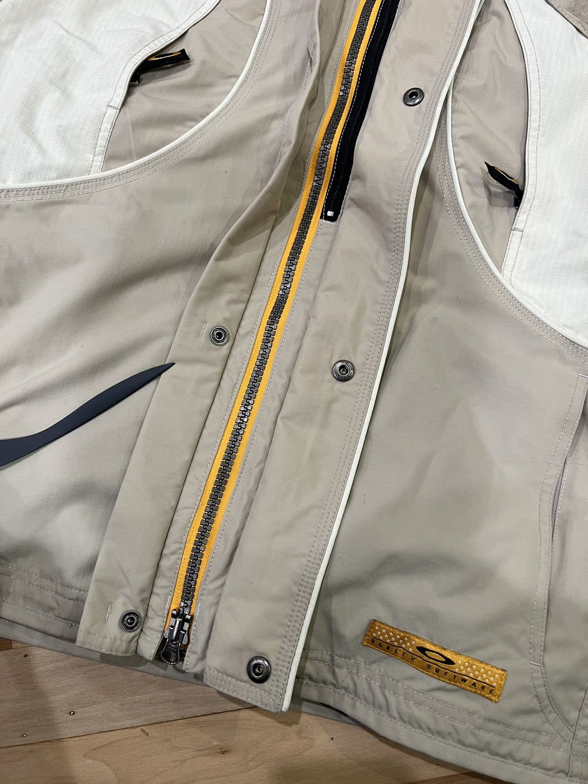 Oakley Vintage Oakley Software Gorpcore Snowboard Ski Tech Jacket Size US M / EU 48-50 / 2 - 4 Thumbnail