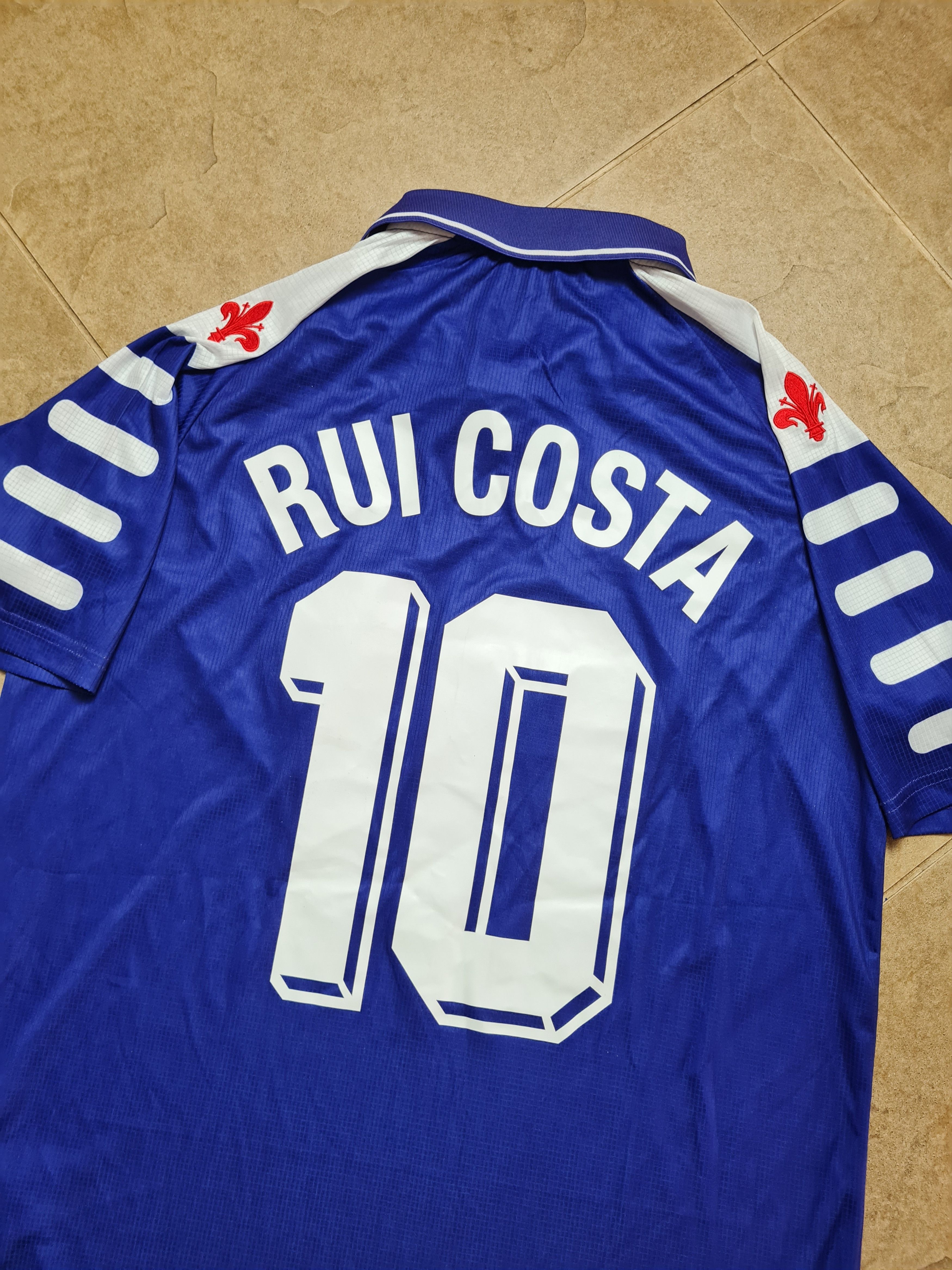 Fila Rui Costa #10 Fiorentina 1998/99 Home Vintage Soccer Shirt Size US L / EU 52-54 / 3 - 8 Thumbnail
