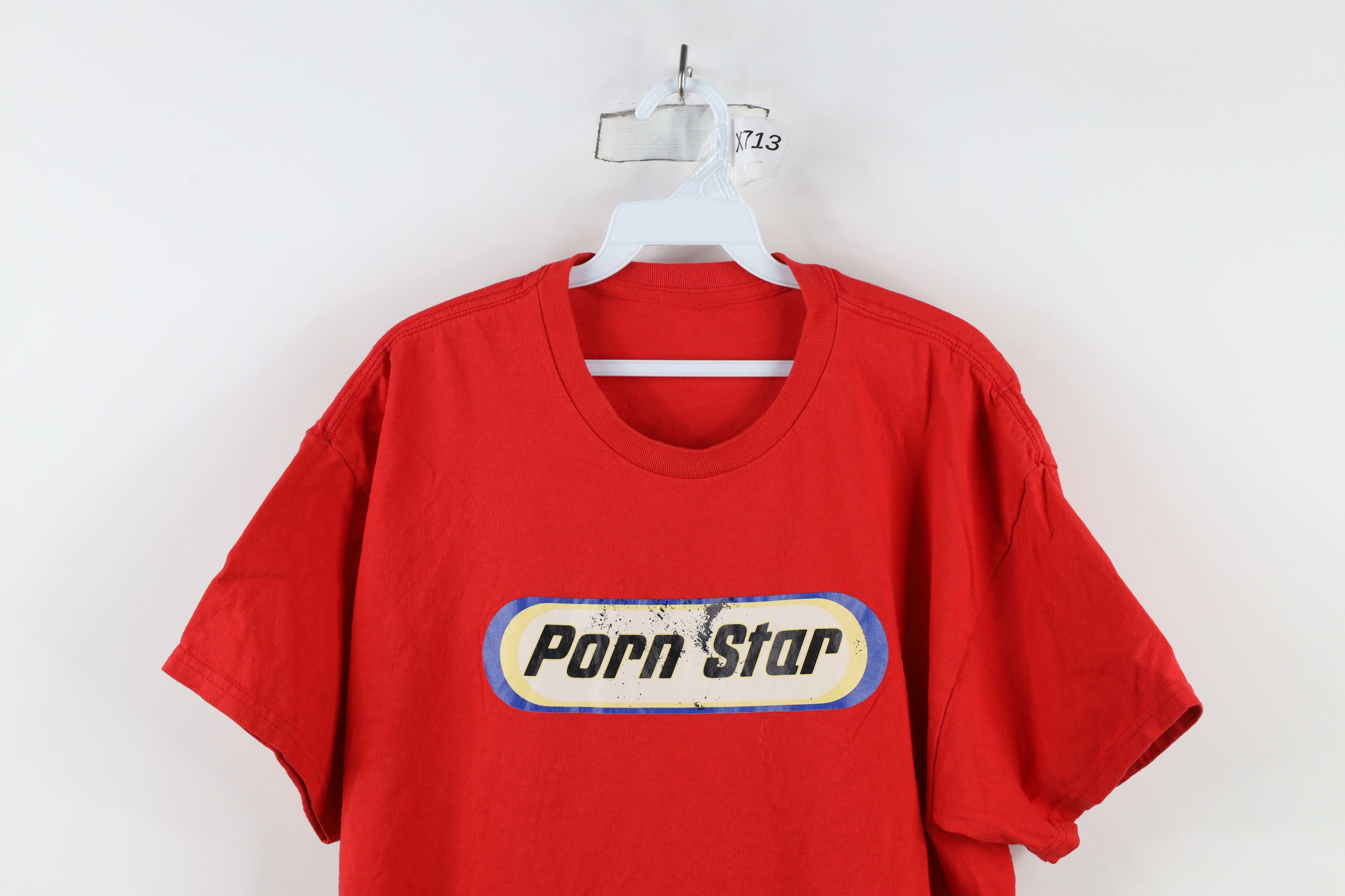 Vintage 90s Pornstar Skateboarding Spell Out T-Shirt Red