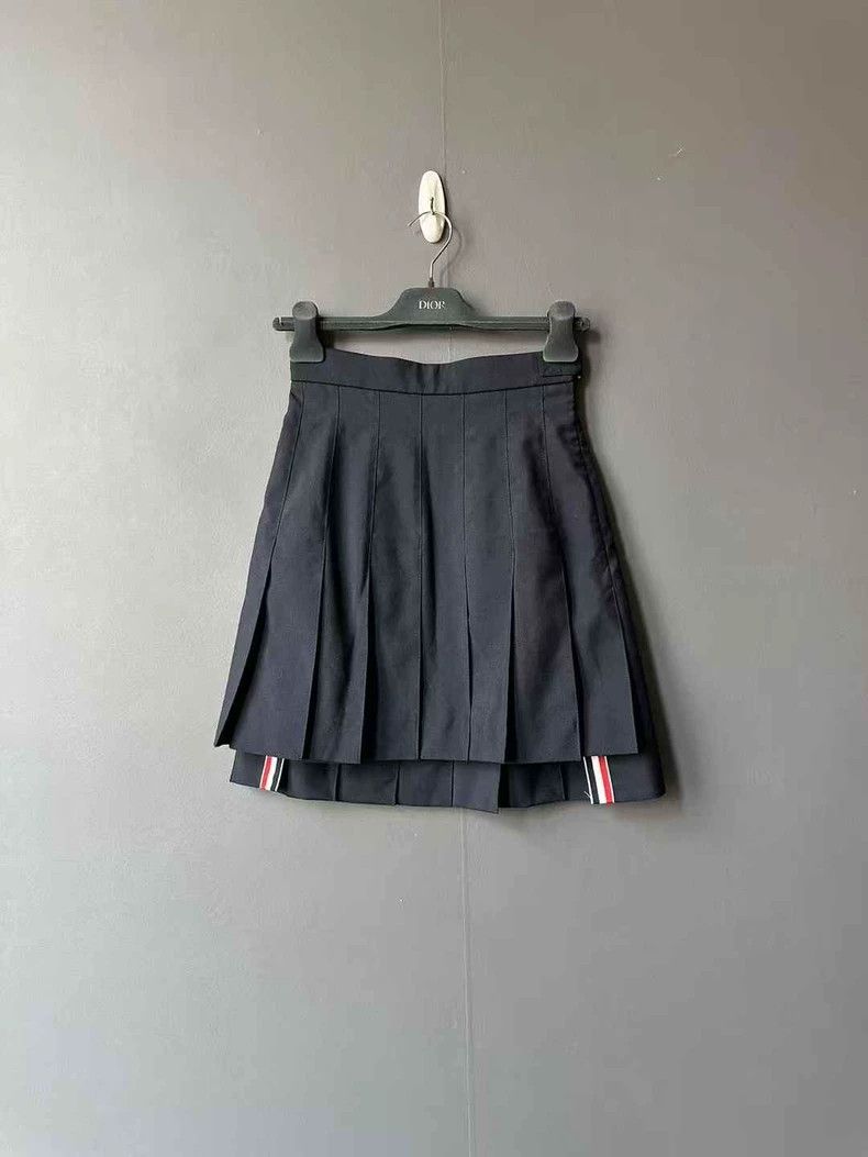 Thom Browne Thom Browne size38 accordion pleated skirt Size 25" / US 0 / IT 36 - 1 Thumbnail