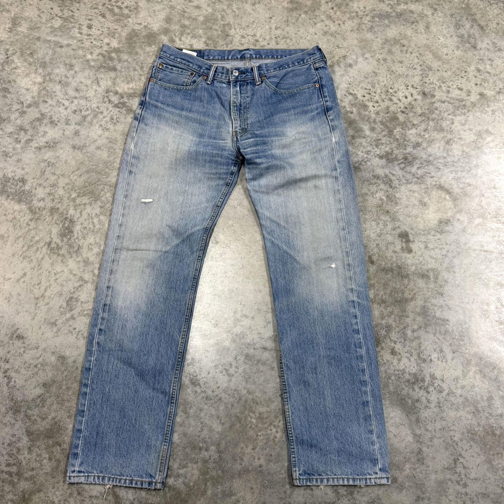 Levi's Levi's 505 Jeans Mens 36x32 Blue Light Wash Regular Fit Straight Distressed Denim Regular Waist Zip Pockets Vintage No Size US 36 / EU 52 - 3 Thumbnail