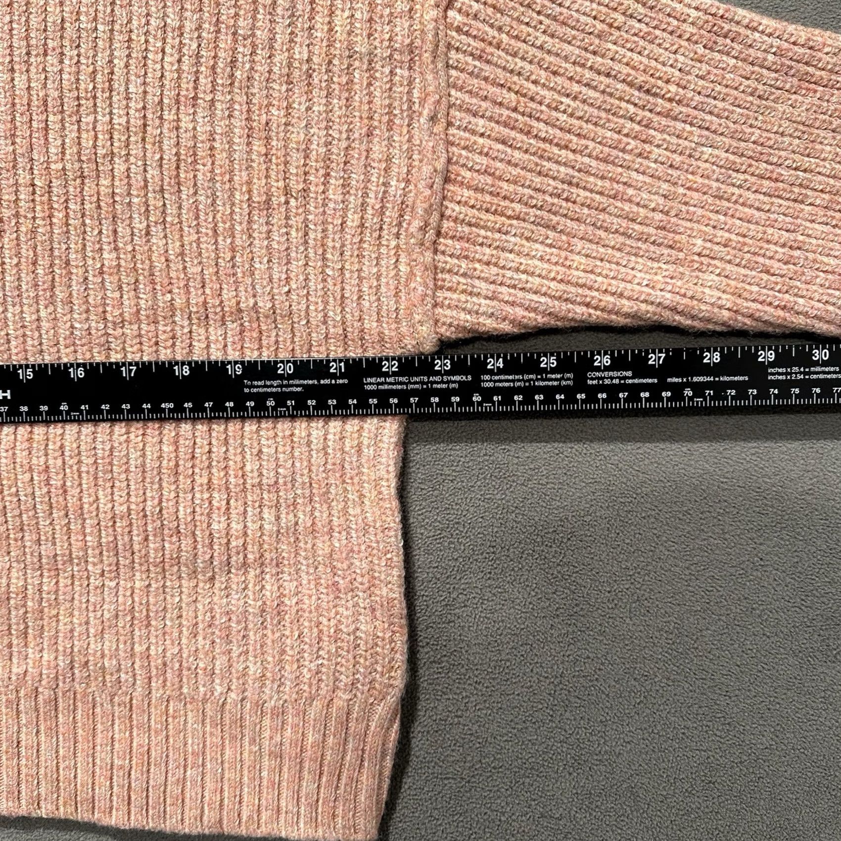 American Eagle Outfitters American Eagle Sweater Women Medium Pink Rose Cropped Relaxed Wool Blend Size M / US 6-8 / IT 42-44 - 6 Thumbnail