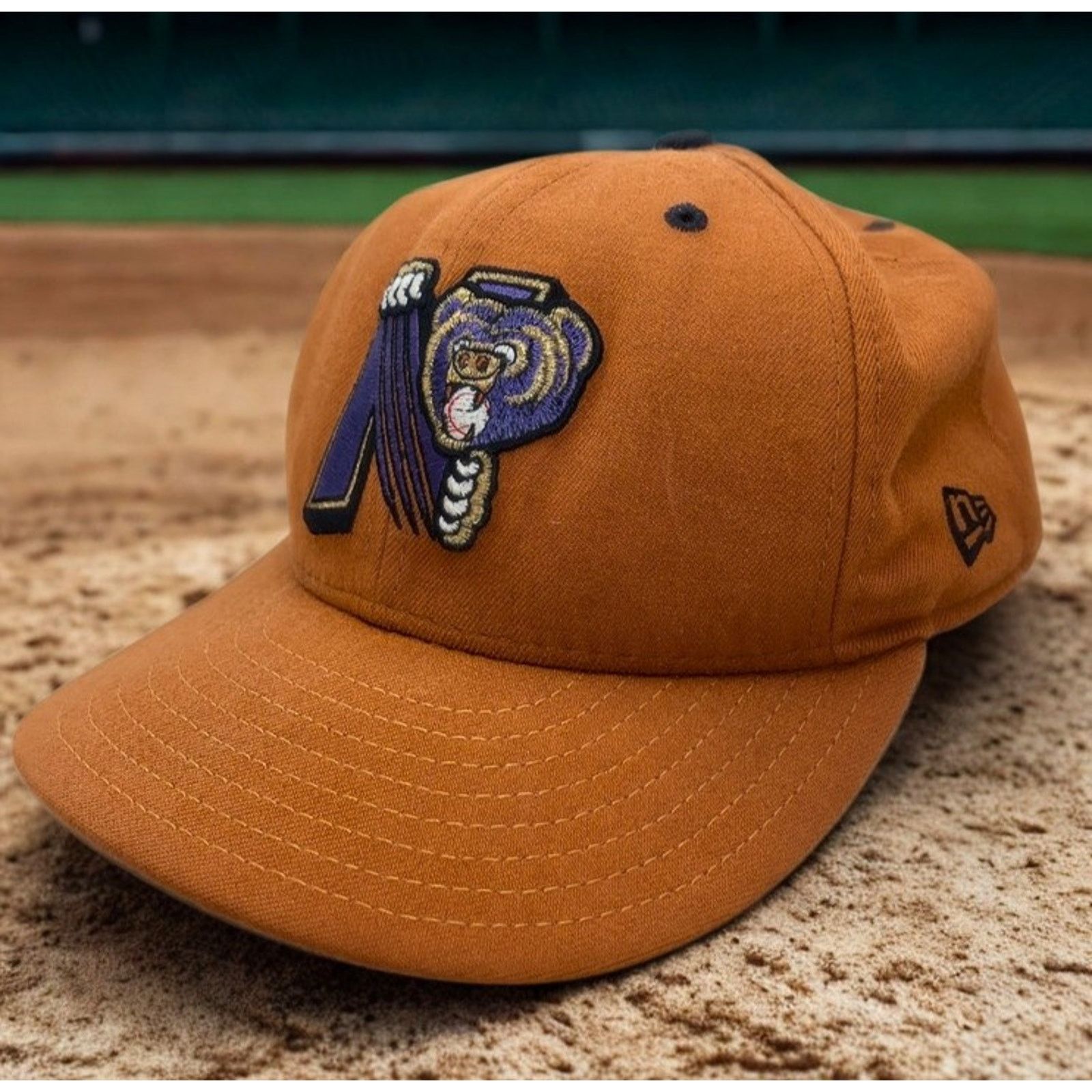 New Era Newark Bears New Era Hat Minor League Baseball Sz. 7 3/4 Size ONE SIZE - 9 Thumbnail