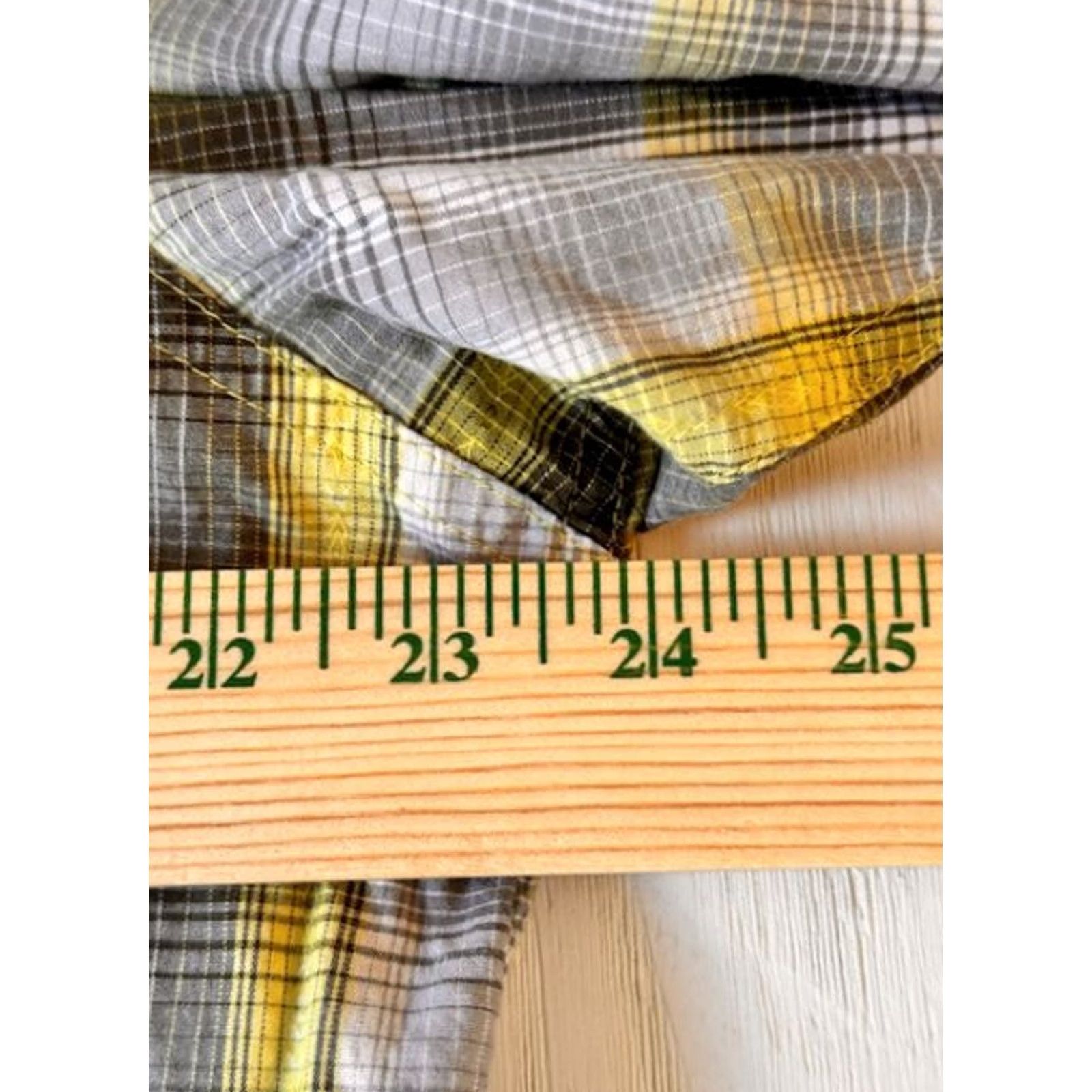 Vintage Columbia Button-Up Shirt Mens L Green White Plaid Short Sleeve Shirt Regular Fit Short Sleeve Plaid Shirt Mens Size US L / EU 52-54 / 3 - 5 Thumbnail