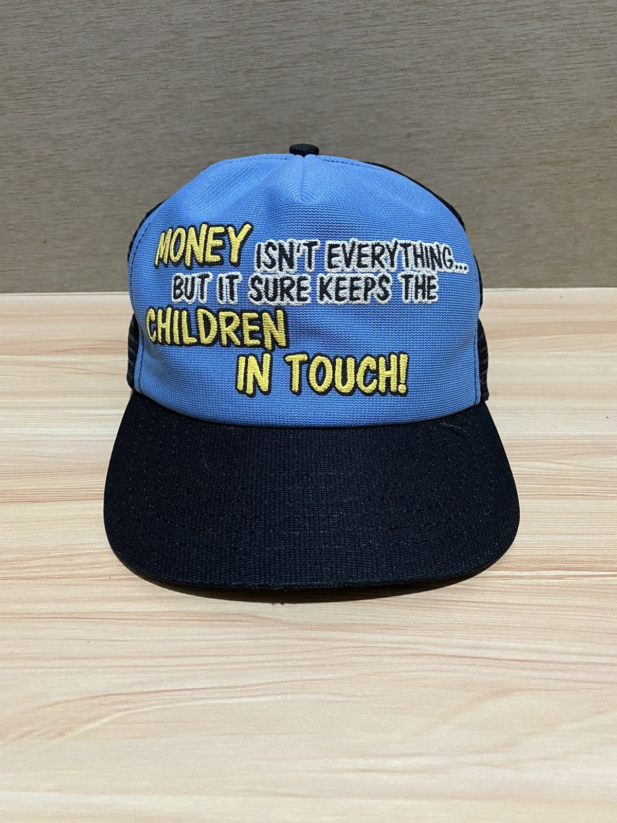 Vintage Vintage Wording "money is not everything" Size ONE SIZE - 1 Thumbnail
