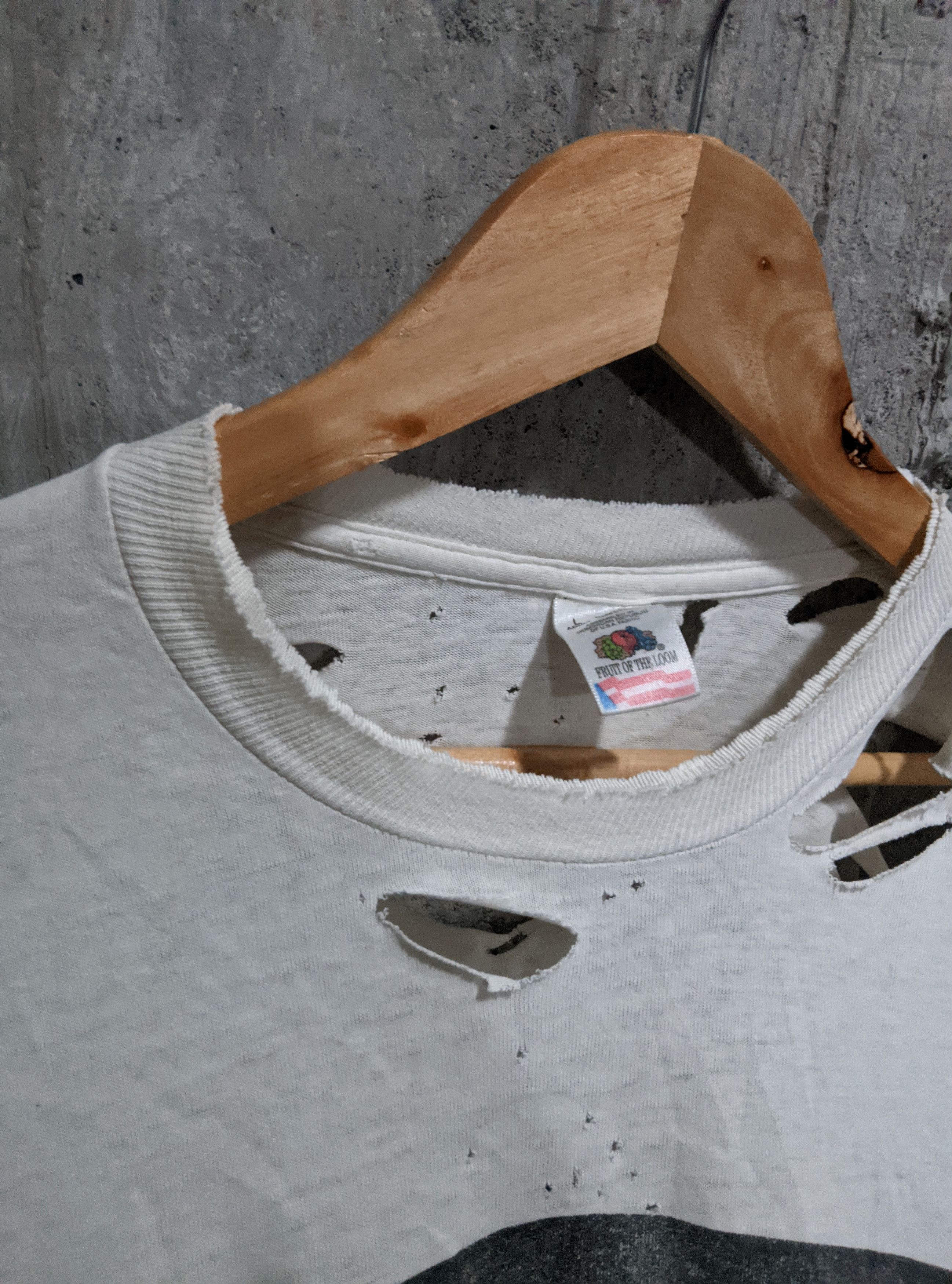 Vintage Vintage 90s polygram thrashed distressed erd Size US L / EU 52-54 / 3 - 13 Thumbnail