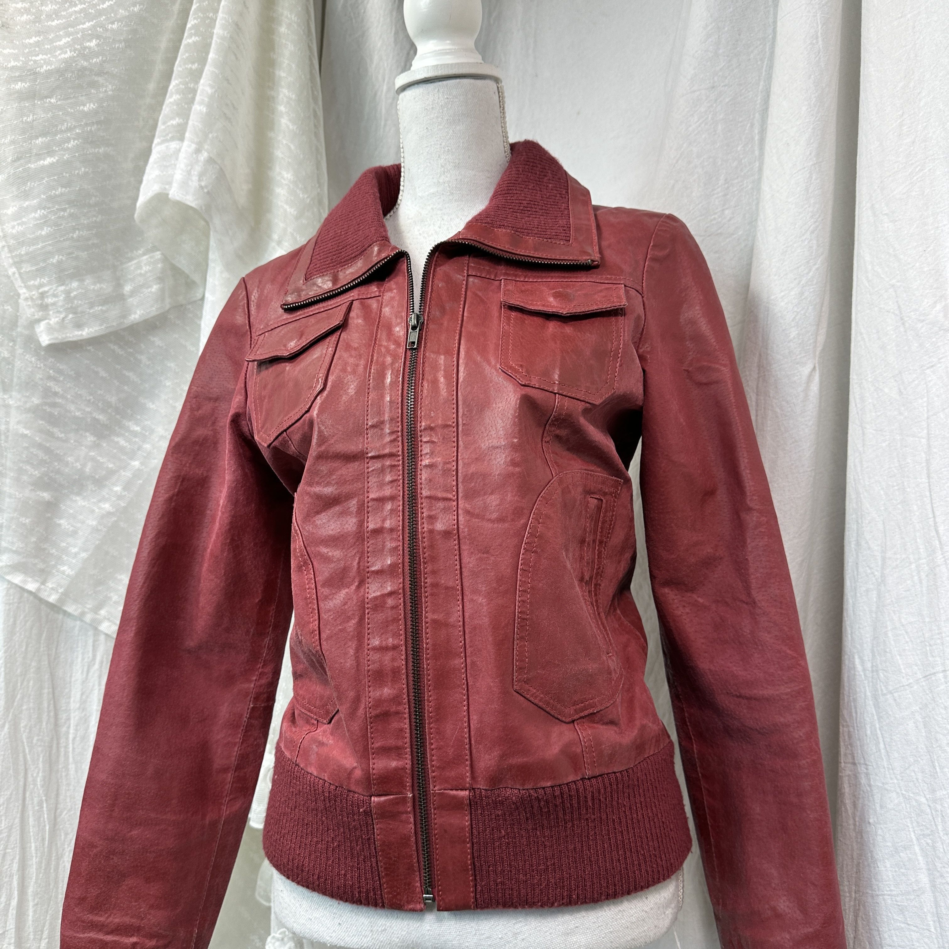 Vintage Vintage Biker Fitted Cherry Red Leather Grunge Jacket 00s Size XS / US 0-2 / IT 36-38 - 3 Thumbnail