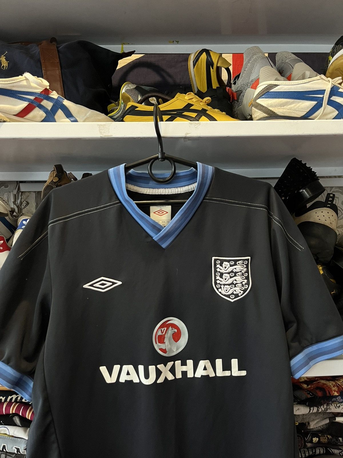 Umbro Vintage ENGLAND 2012 Umbro Vauxhall training shirt Size US XL / EU 56 / 4 - 2 Thumbnail