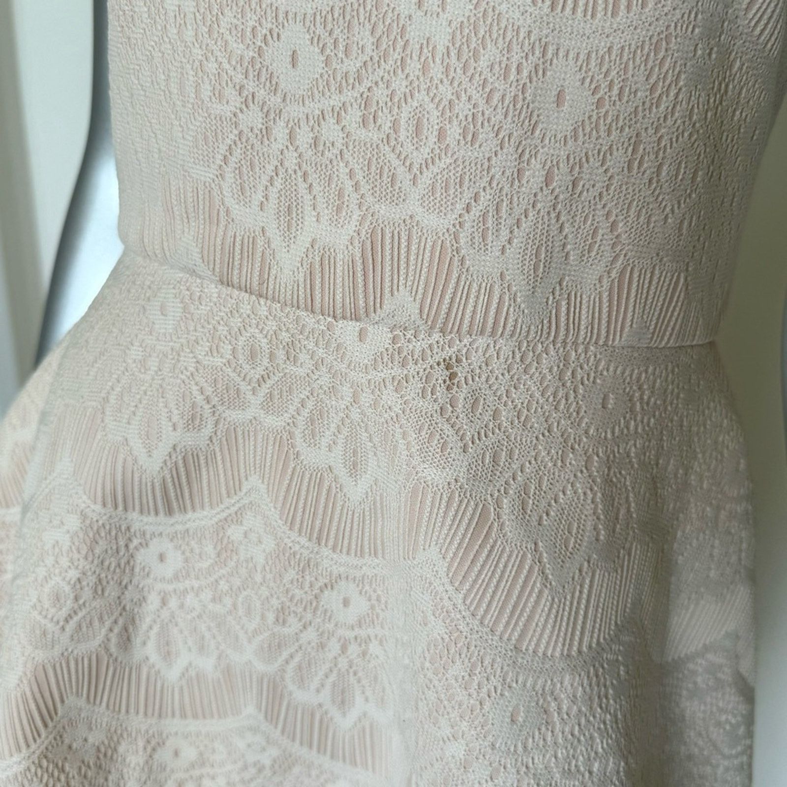 Other AQUA Dress, Size M, Lace beige Size M / US 6-8 / IT 42-44 - 5 Thumbnail
