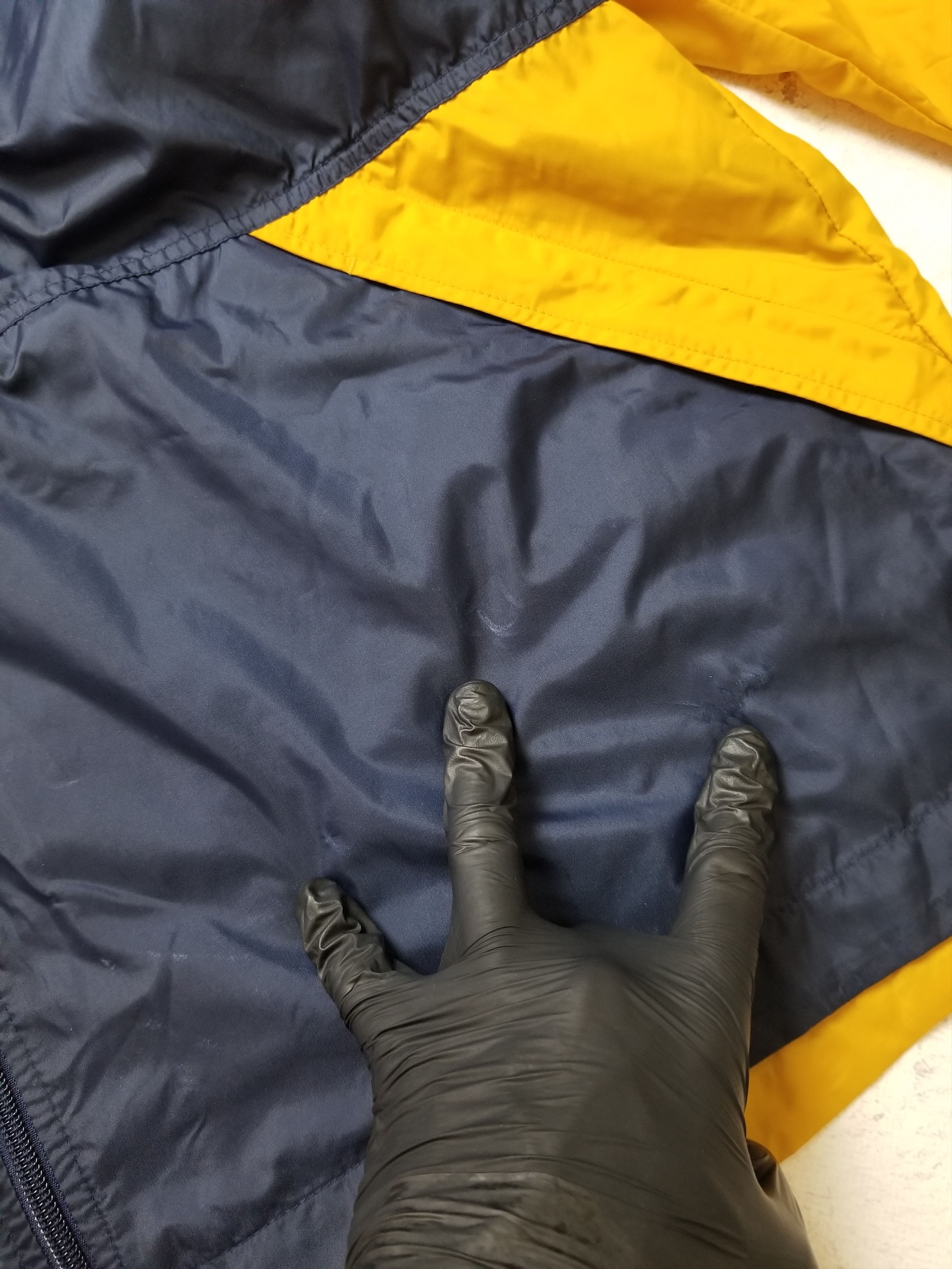 Nike Vintage Nike 90s Windbreaker Jacket Lined Navy Blue Mustard Size US XL / EU 56 / 4 - 23 Thumbnail