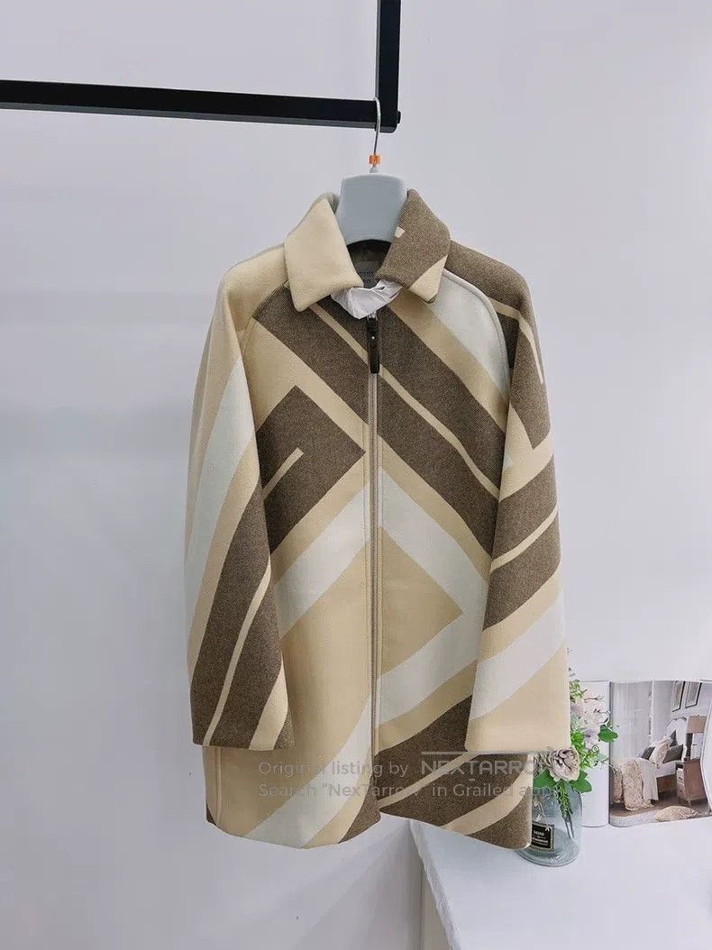 Hermes Hermes 2022 autumn-winter new warm-toned wool coat Size XS / US 0-2 / IT 36-38 - 1 Thumbnail