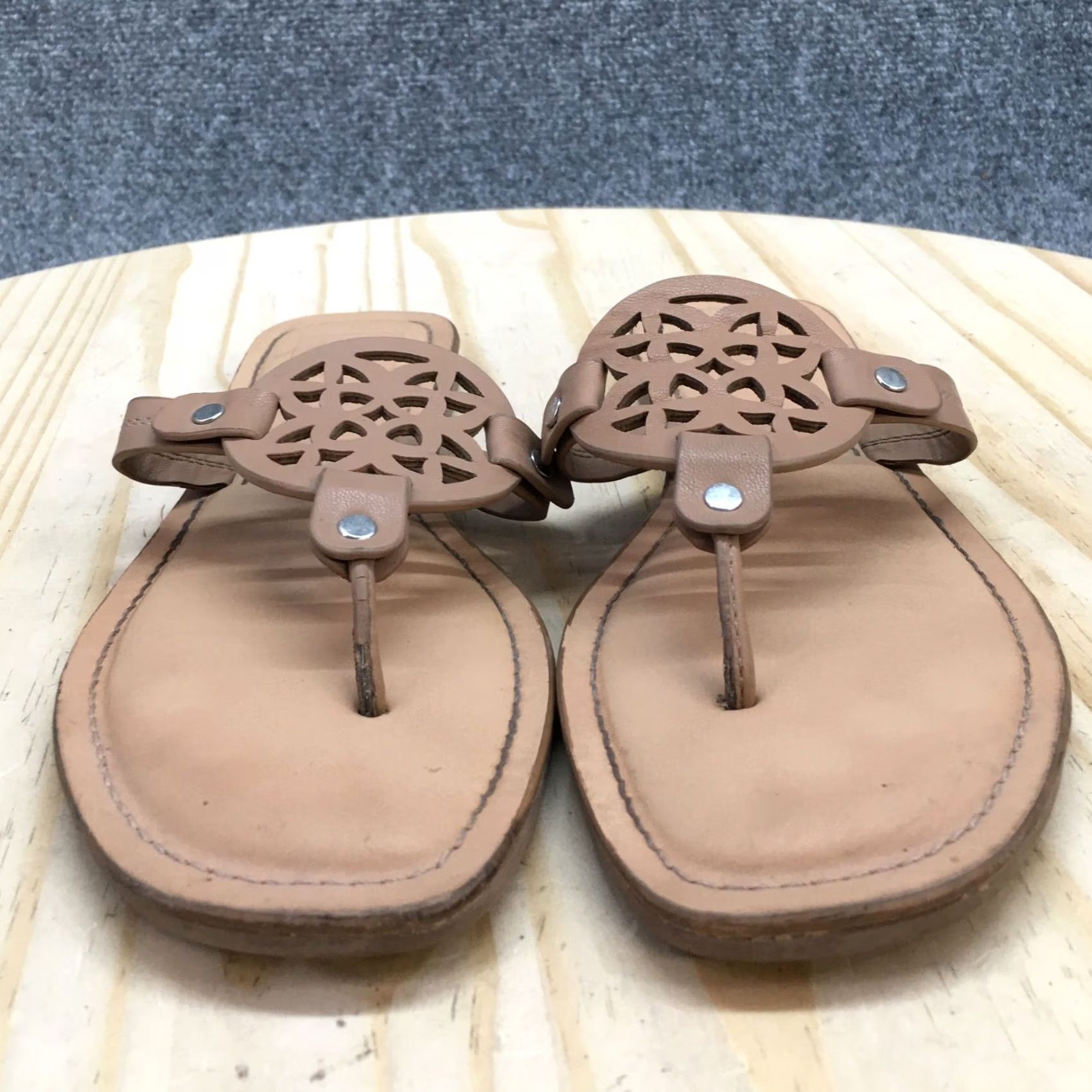 Dolce Vita Dolce Vita Sandals Womens 6.5 Juleat Slip On Thong Flats Brown Faux Leather Size US 7 / IT 37 - 4 Thumbnail