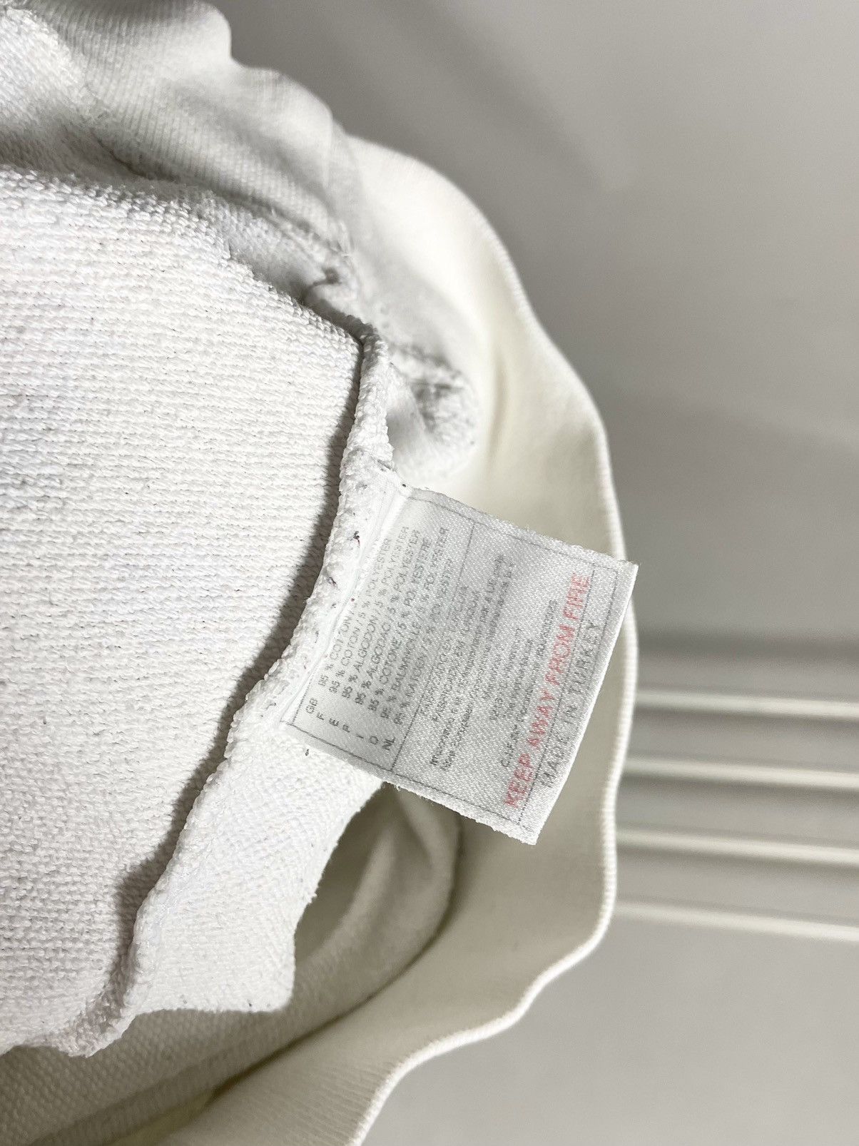 Nike VINTAGE 🐻 Nike Boxy fit white small Logo Hoodie Size US L / EU 52-54 / 3 - 14 Thumbnail