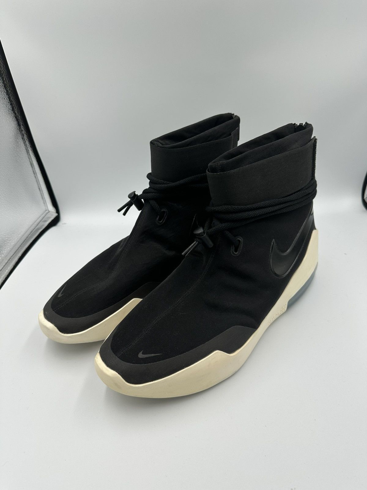 Fear of God × Nike Nike x FEAR OF GOD 1 Size US 13 / EU 46 - 7 Thumbnail