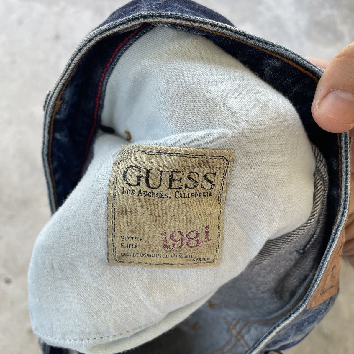 Guess Vintage Guess Faded Jeans Distressed Denim Pants W37x34 Size US 37 - 10 Thumbnail