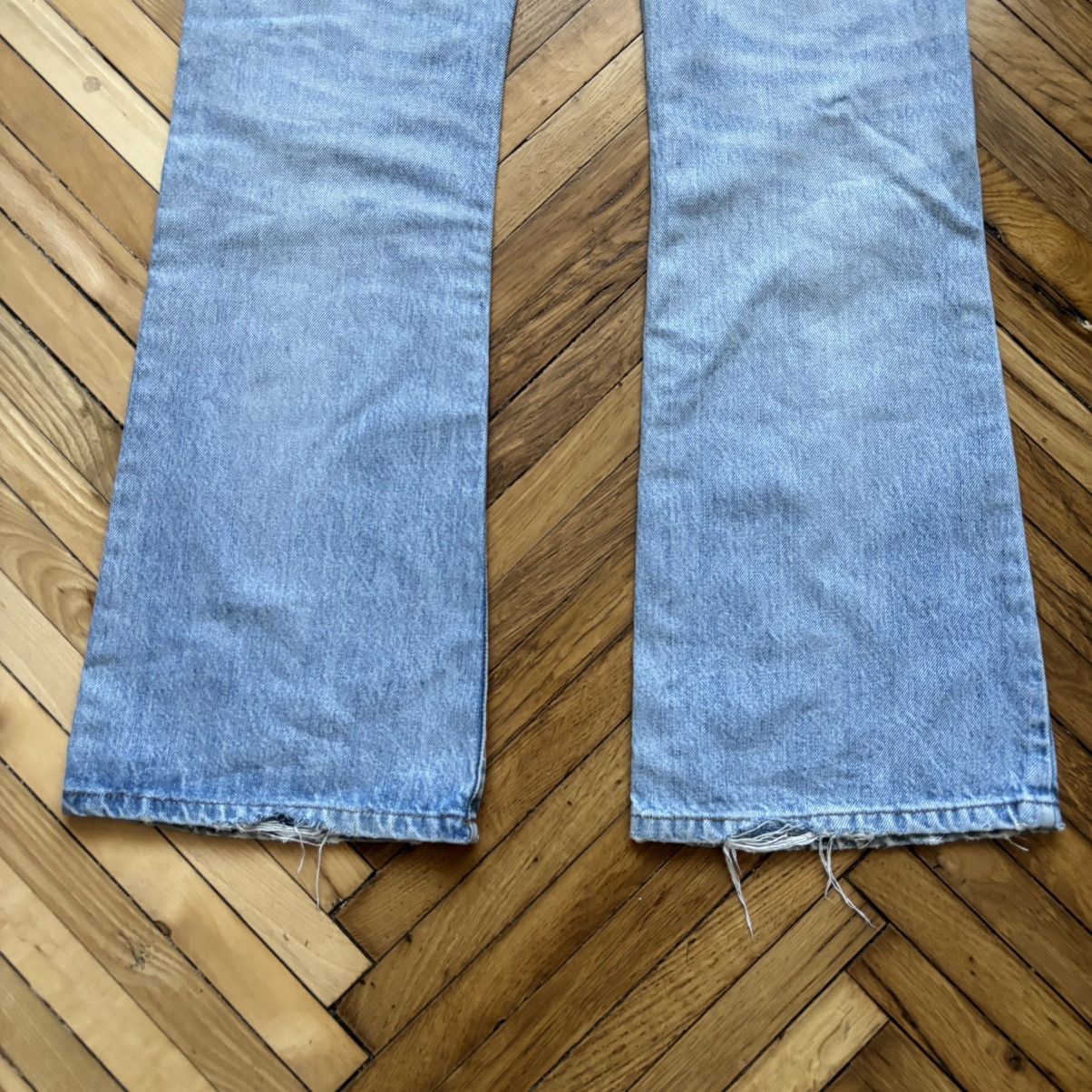 Le Grande Bleu (L.G.B.) × Miss Sixty Vintage Y2K Distressed Miss Sixty Flared Jeans Size 30" / US 8 / IT 44 - 5 Thumbnail