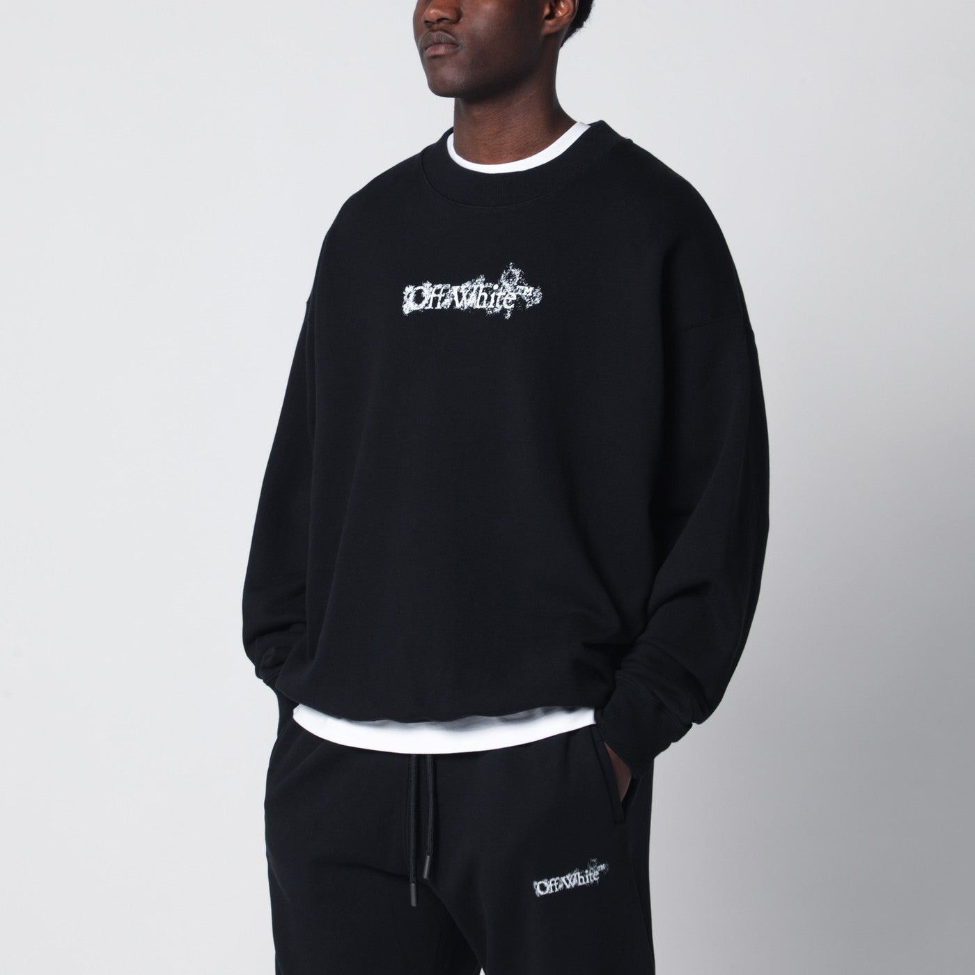 Off-White Off-White Heraldic Arrow Sweatshirt Black Size US XL / EU 56 / 4 - 1 Thumbnail