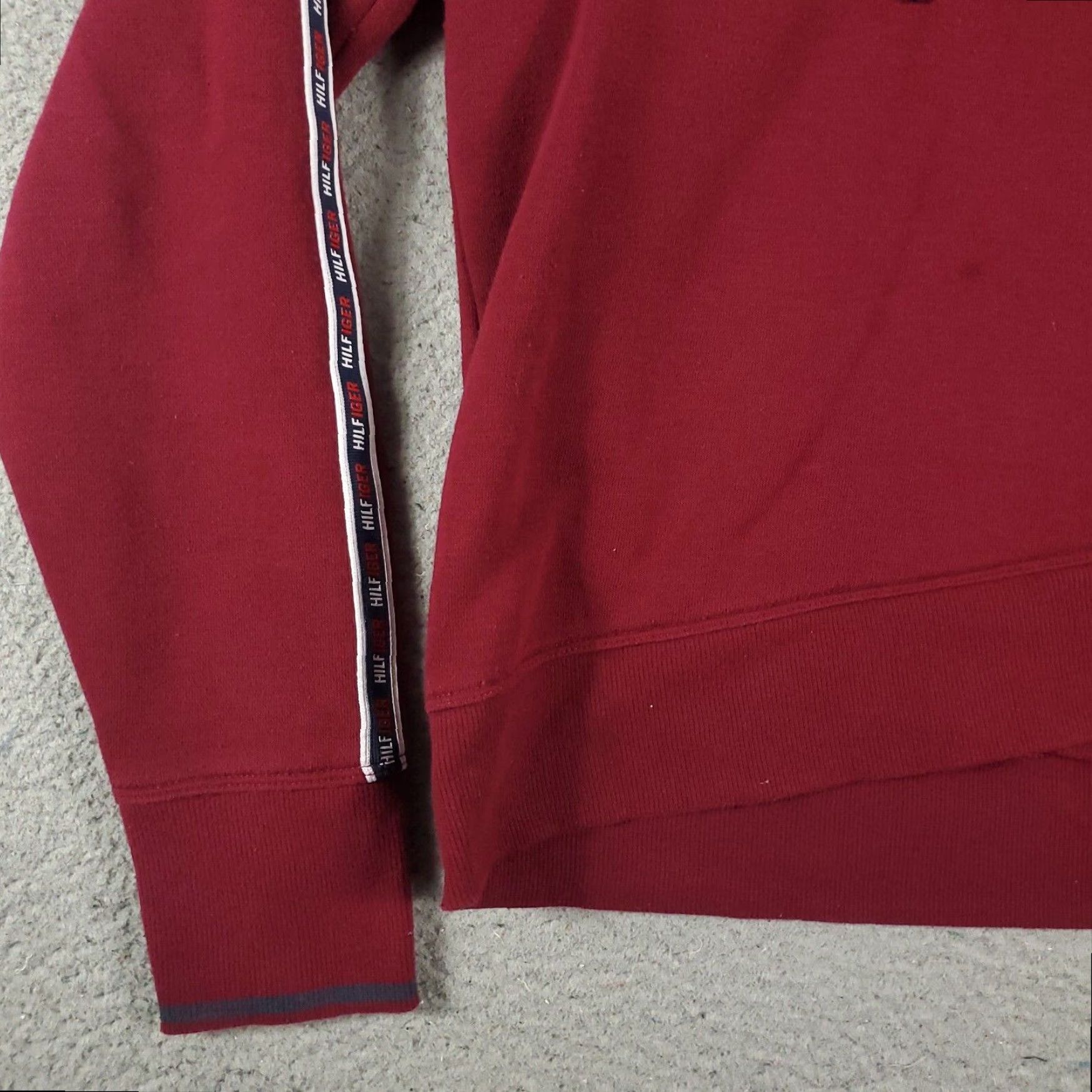 Tommy Hilfiger Tommy Hilfiger Womens Sweater Medium Red Pullover Hoodie Size M / US 6-8 / IT 42-44 - 3 Thumbnail