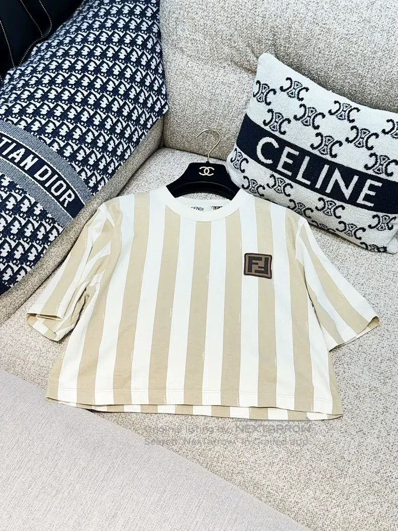 Fendi Fendi Off-white M Size Striped Short Sleeve T-Shirt Size M / US 6-8 / IT 42-44 - 1 Thumbnail