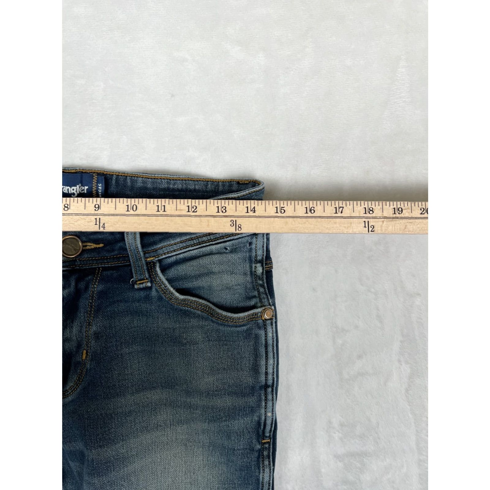 Wrangler Wrangler Vegas Jeans Women’s 30 Blue Skinny Slim Fit Stretch Denim Medium Wash Size 30" / US 8 / IT 44 - 4 Thumbnail