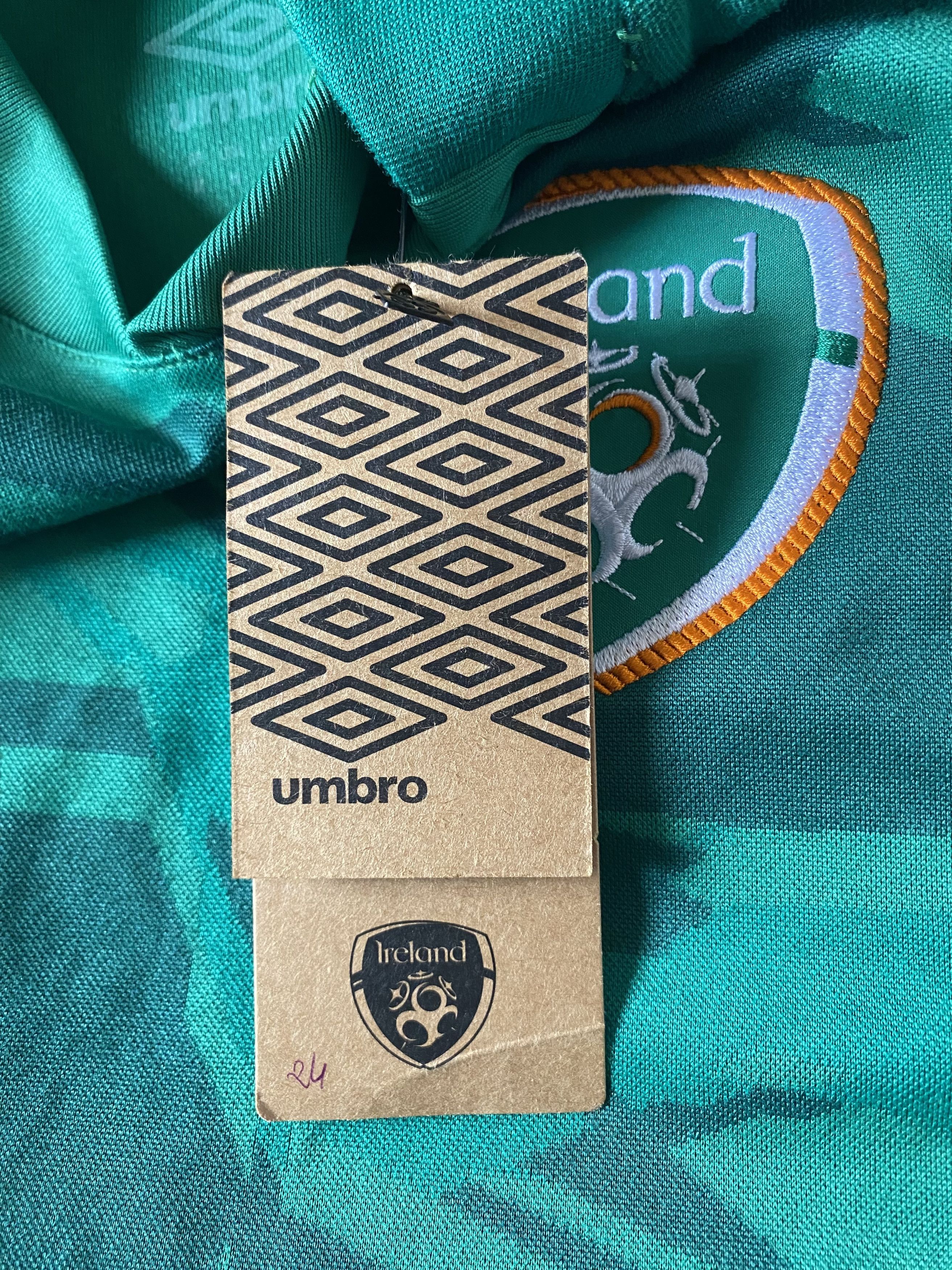 Umbro IRELAND - 2022 - 2023 - M/L - Umbro - NEW with tags - UNIQUE Size US M / EU 48-50 / 2 - 4 Thumbnail