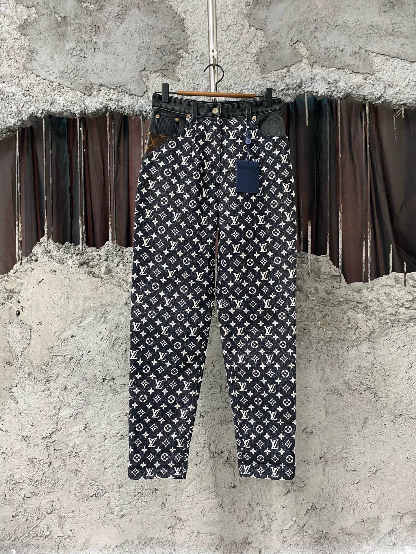 Louis Vuitton Louis Vuitton Monogram Slim Fit Jeans - Size 36 - New Size 36" / US 14 / IT 50 - 1 Thumbnail