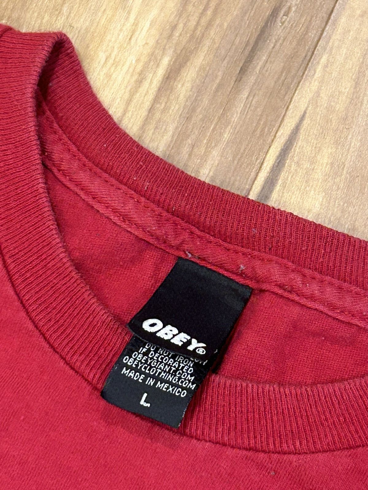 Obey Obey "Love Is The Drug" Tee Size US L / EU 52-54 / 3 - 4 Thumbnail